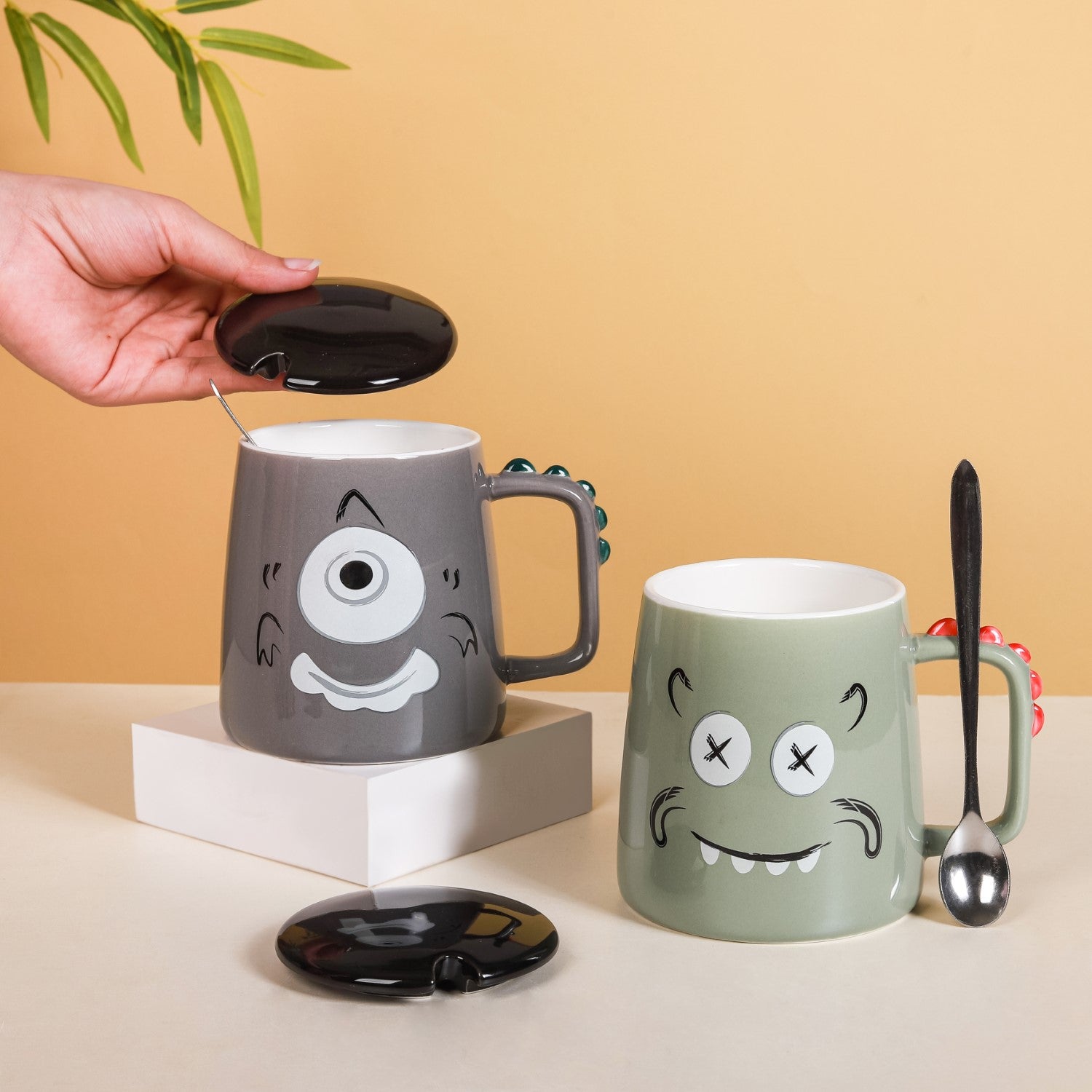 Nestasia Funky Faces Mug - view 2