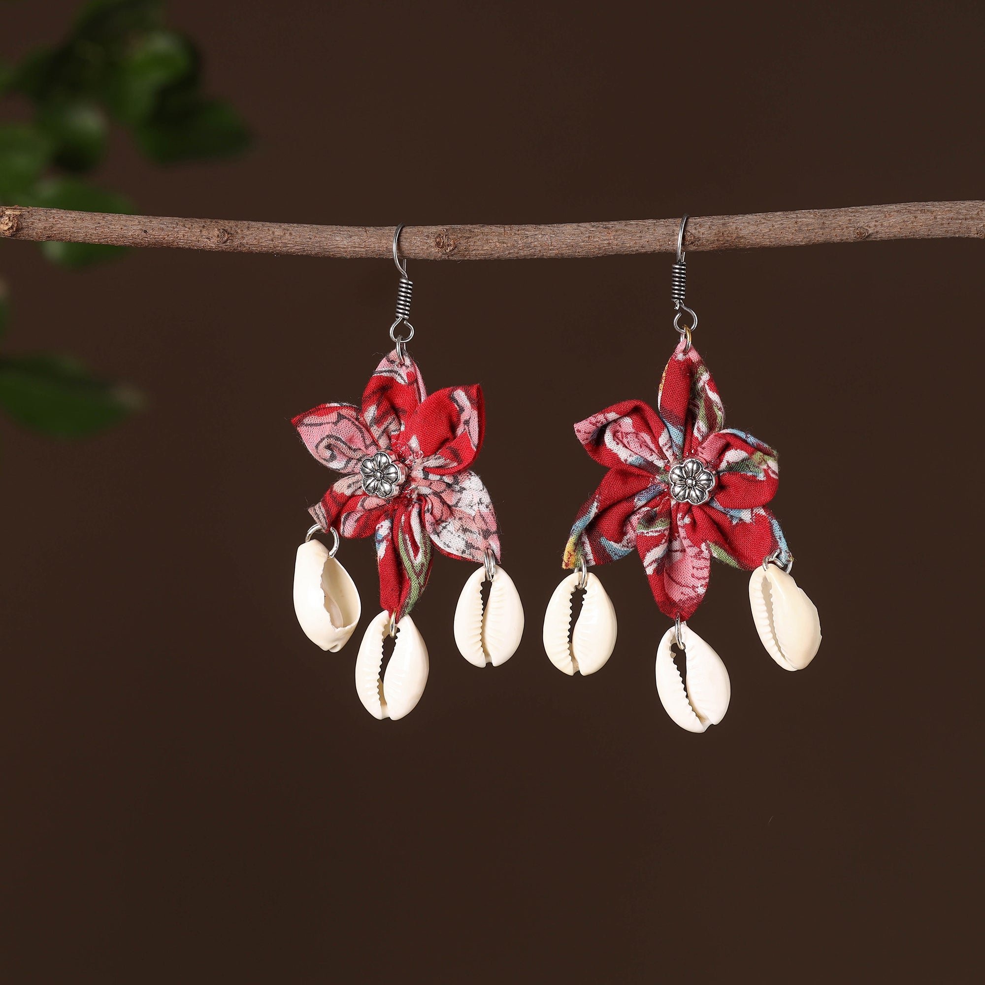 JALPARI Anayza Fabart Phool Kali Shell Earrings - view 2
