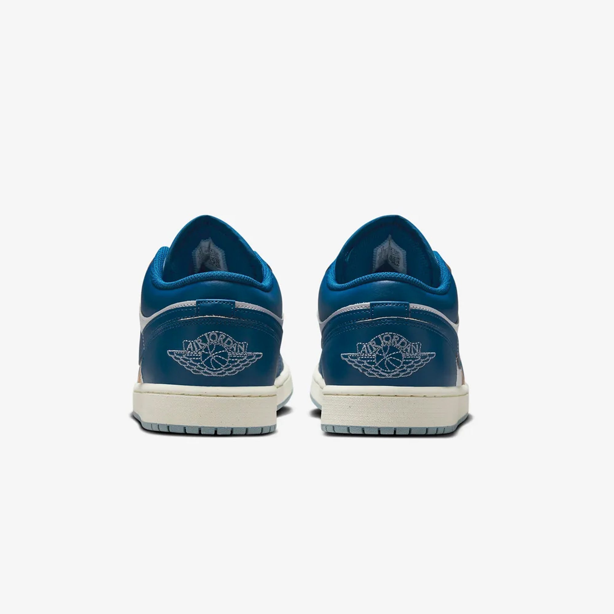 Jordan | AIR JORDAN 1 LOW SE { WHITE/INDUSTRIAL BLUE-BLUE GREY-SAIL - view 3