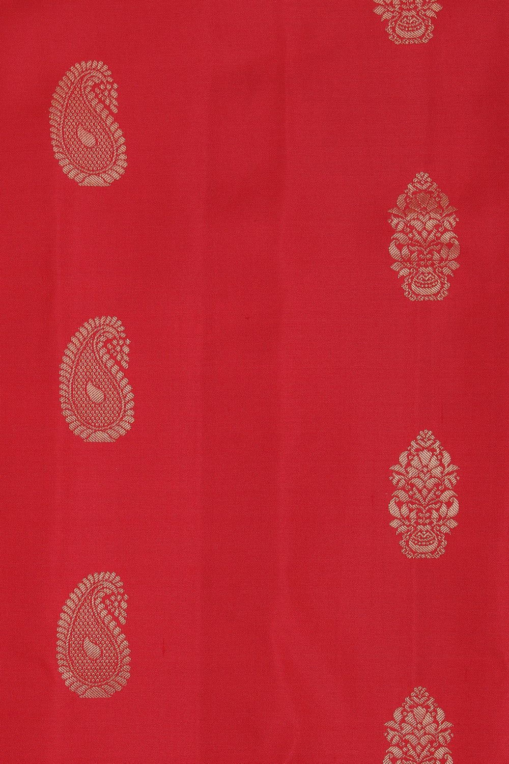 Kalanjali Gadwal Silk Red Saree – Women's - view 2
