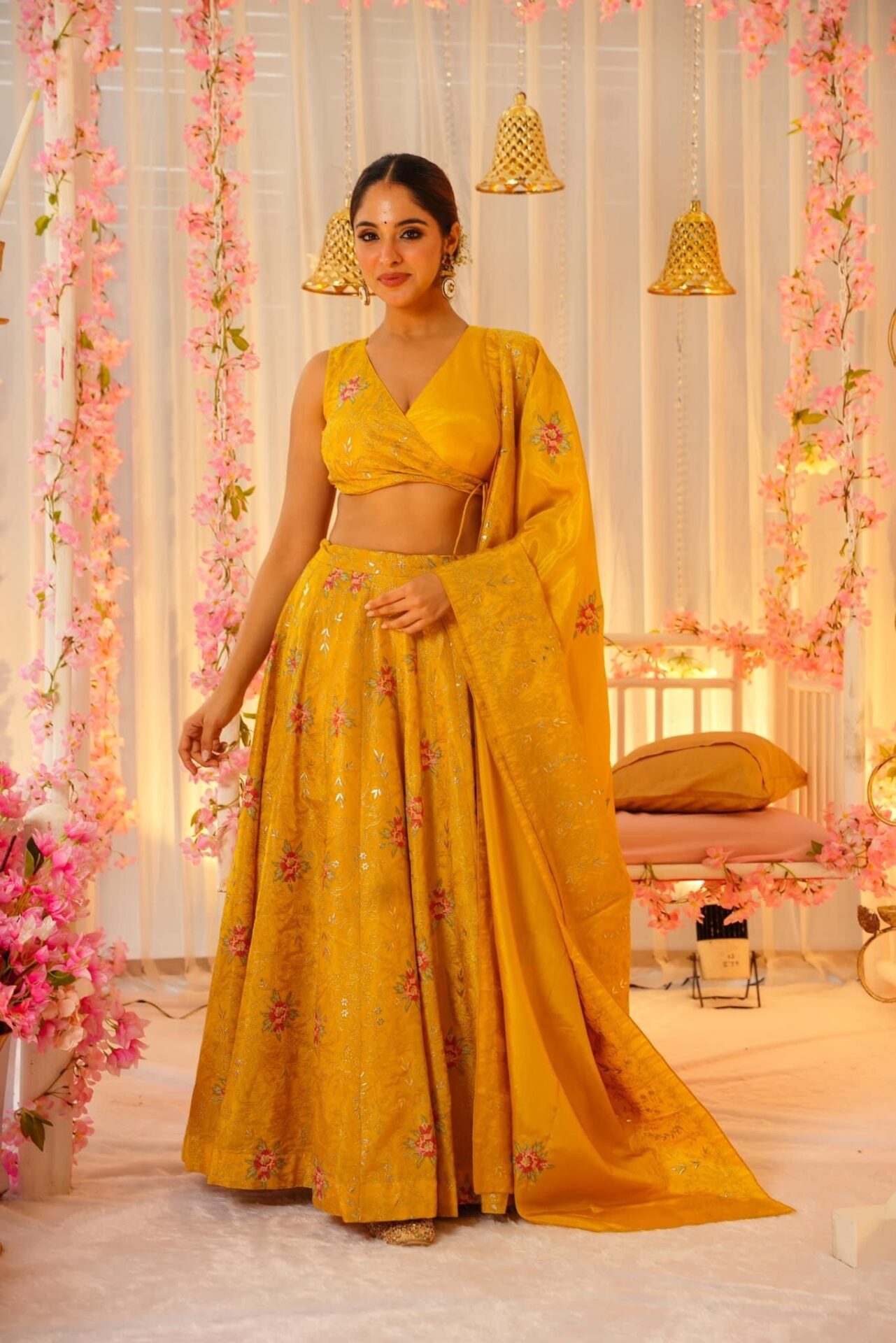 Idaho-o Golden dawn elegance lehenga set – Women's - view 3