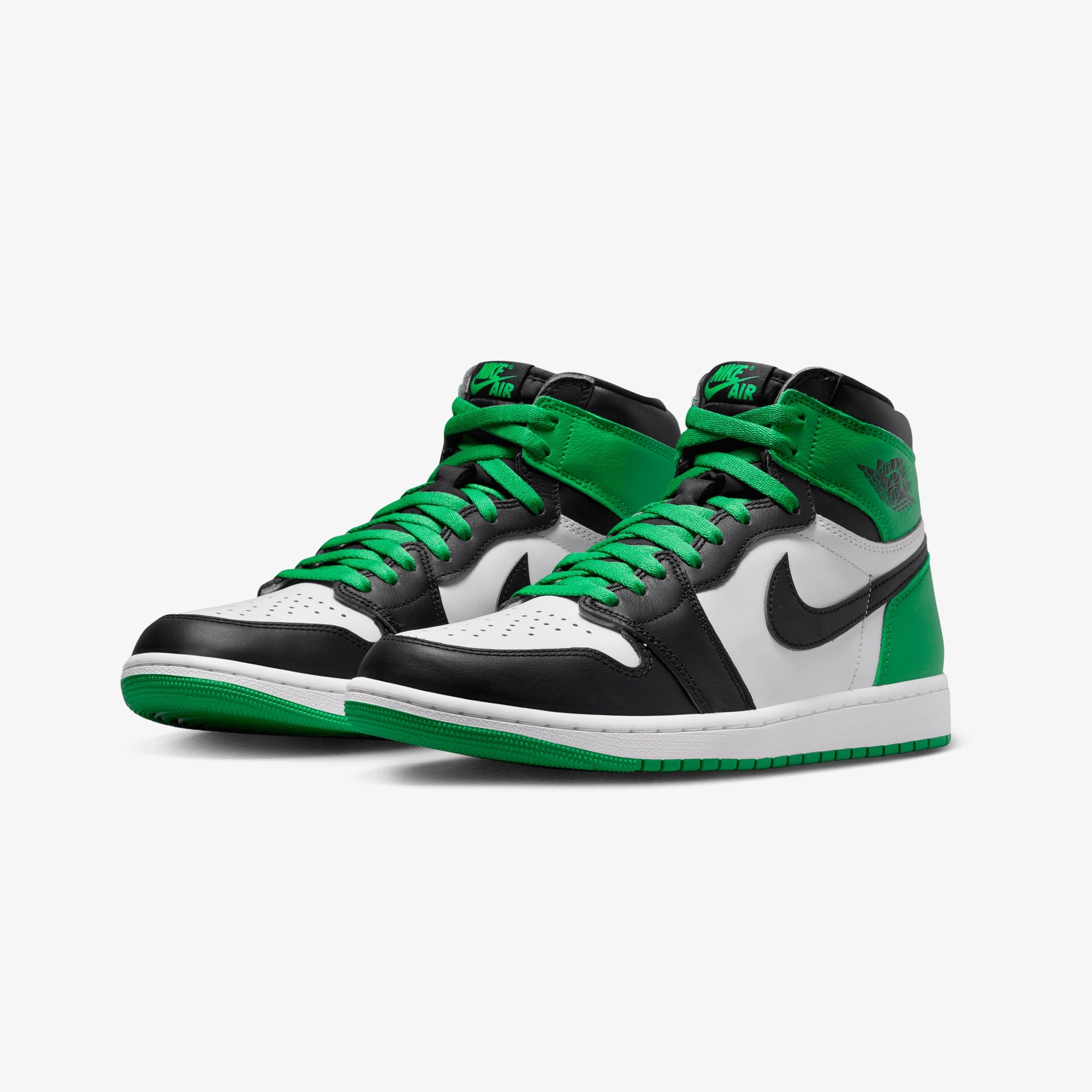 Jordan | AIR JORDAN 1 RETRO HIGH OG { BLACK/LUCKY GREEN-WHITE