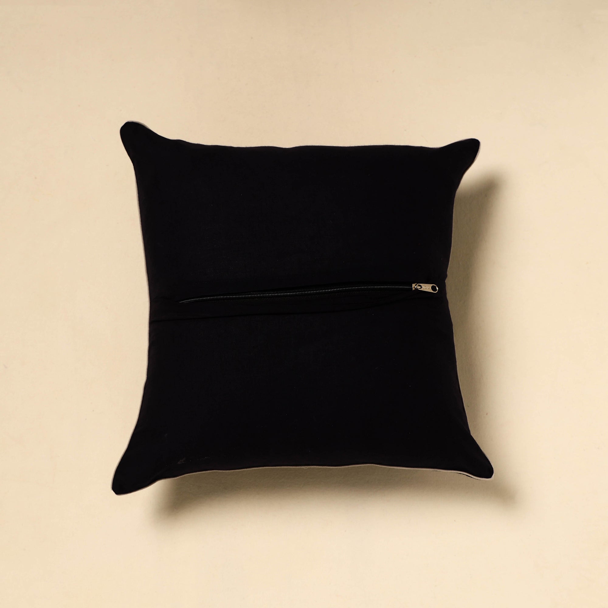NOORI BAZAR Black - Cotton Pochampally Ikat Cushion Cover 40 - view 3