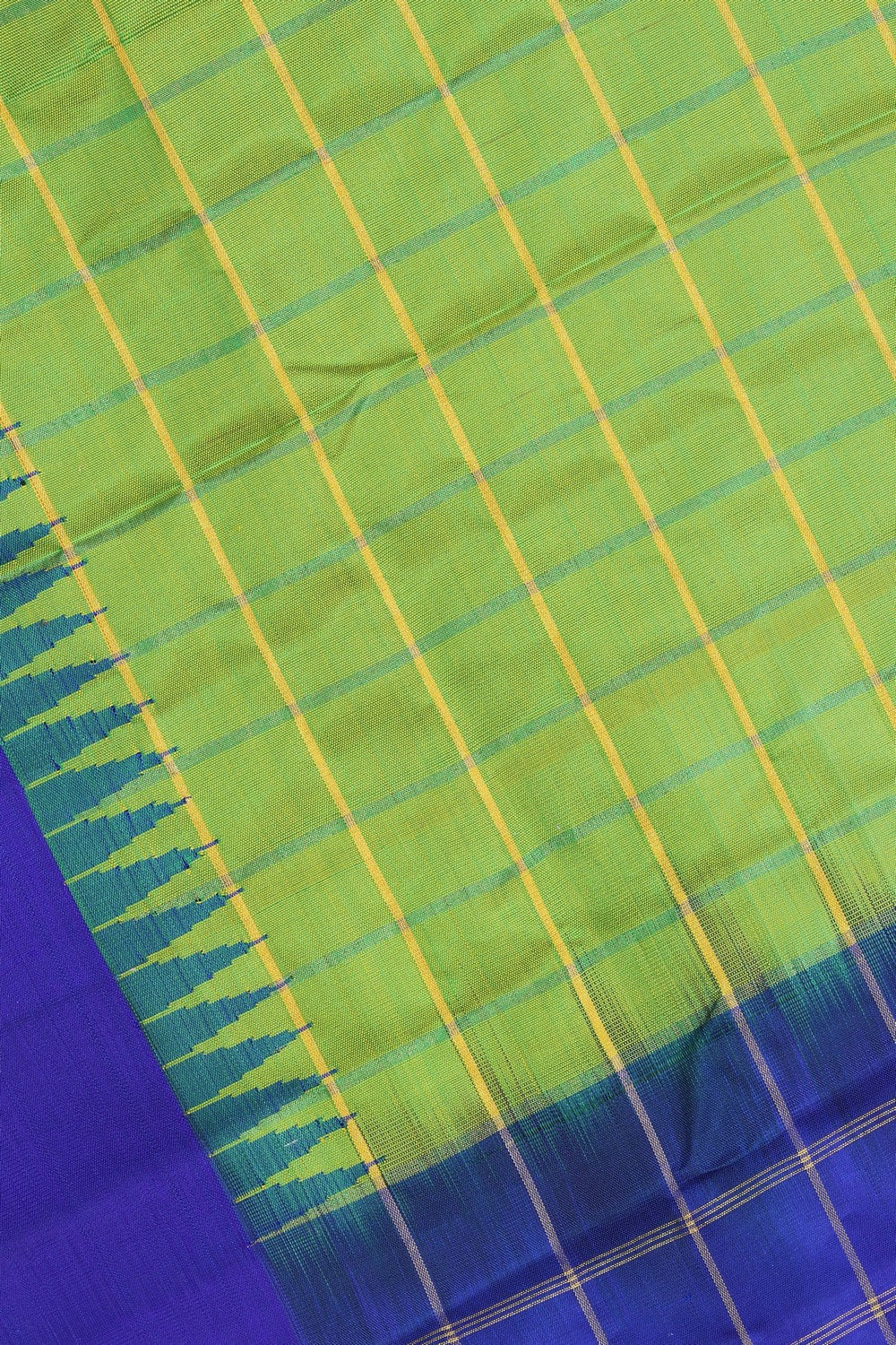 Kalanjali Gadwal Silk Green Dupatta - view 2