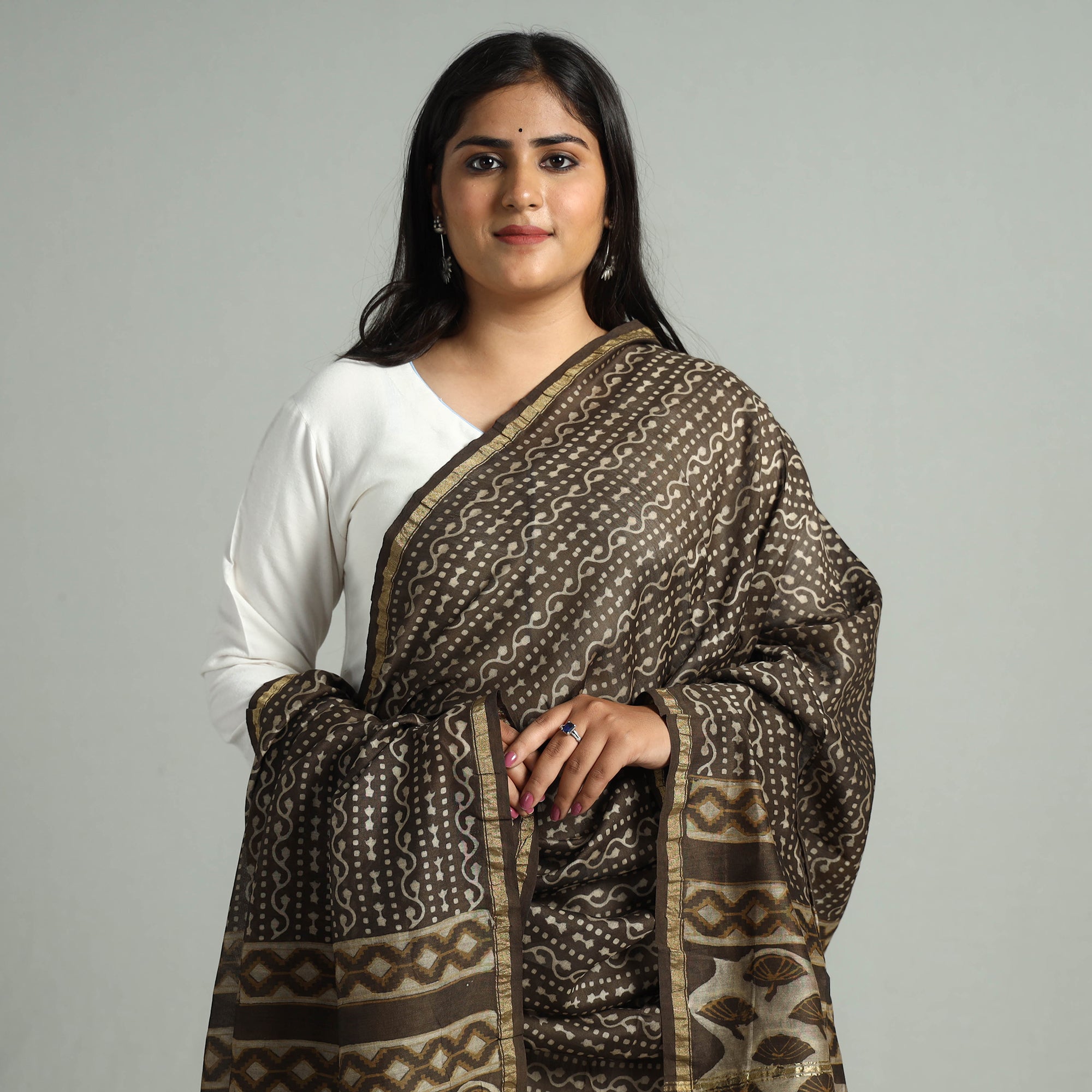 HAVELI CHRONICLES Brown - Akola Dabu Block Printed Handloom Chanderi Silk Dupatta with Zari Border 01 - view 3