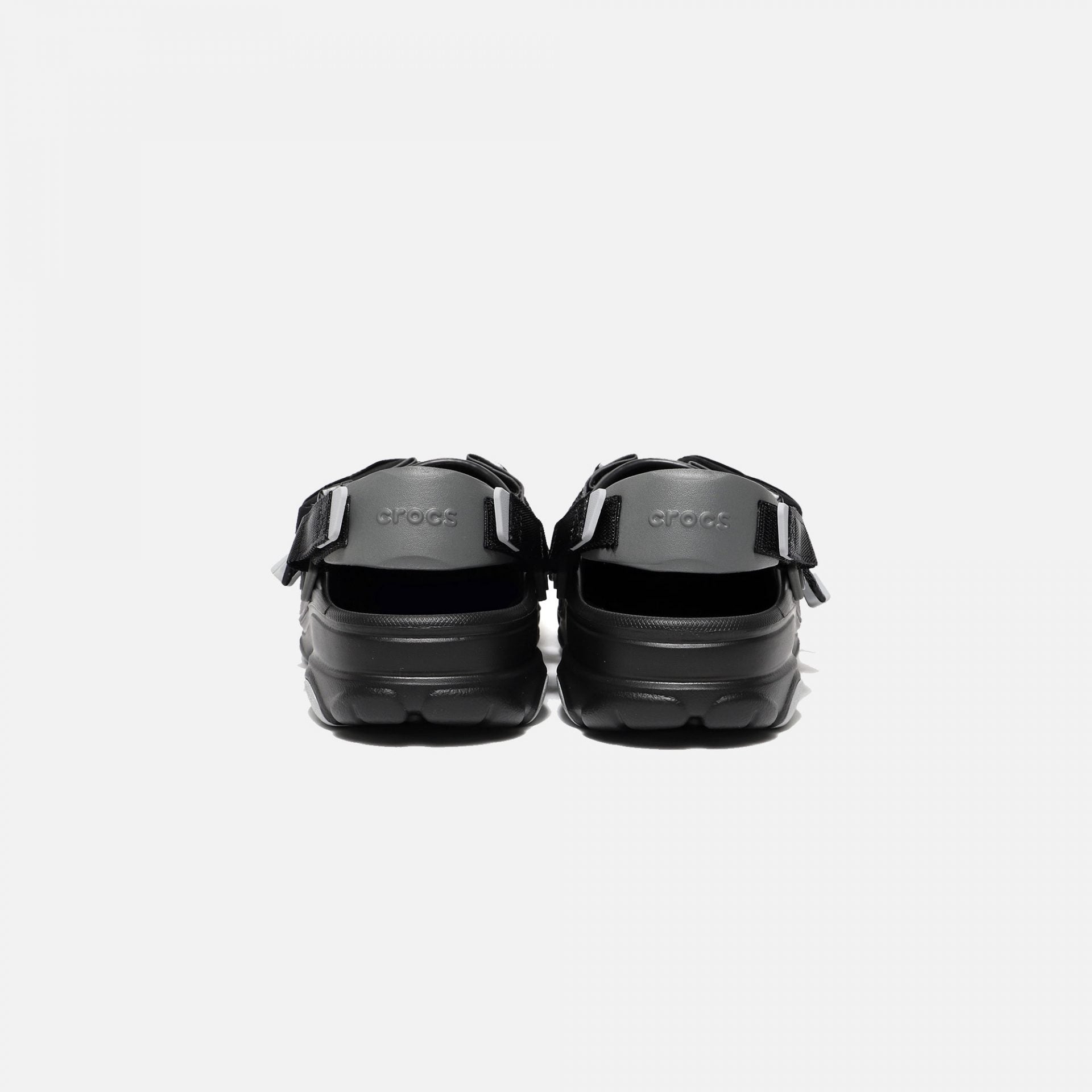 Crocs | BEAMS CLASSIC ALL TERRAIN OUTDOOR CLOG BLACK - view 2