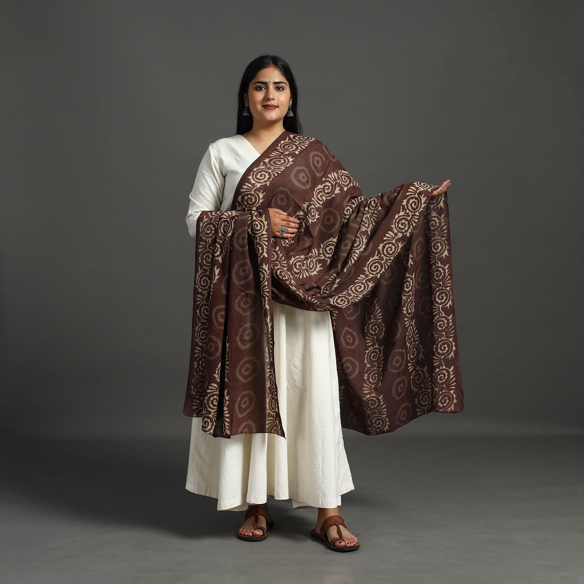 BAGRU DABU PRINTS Brown - Block Print Mul Cotton Dabu Bagru Dupatta 03