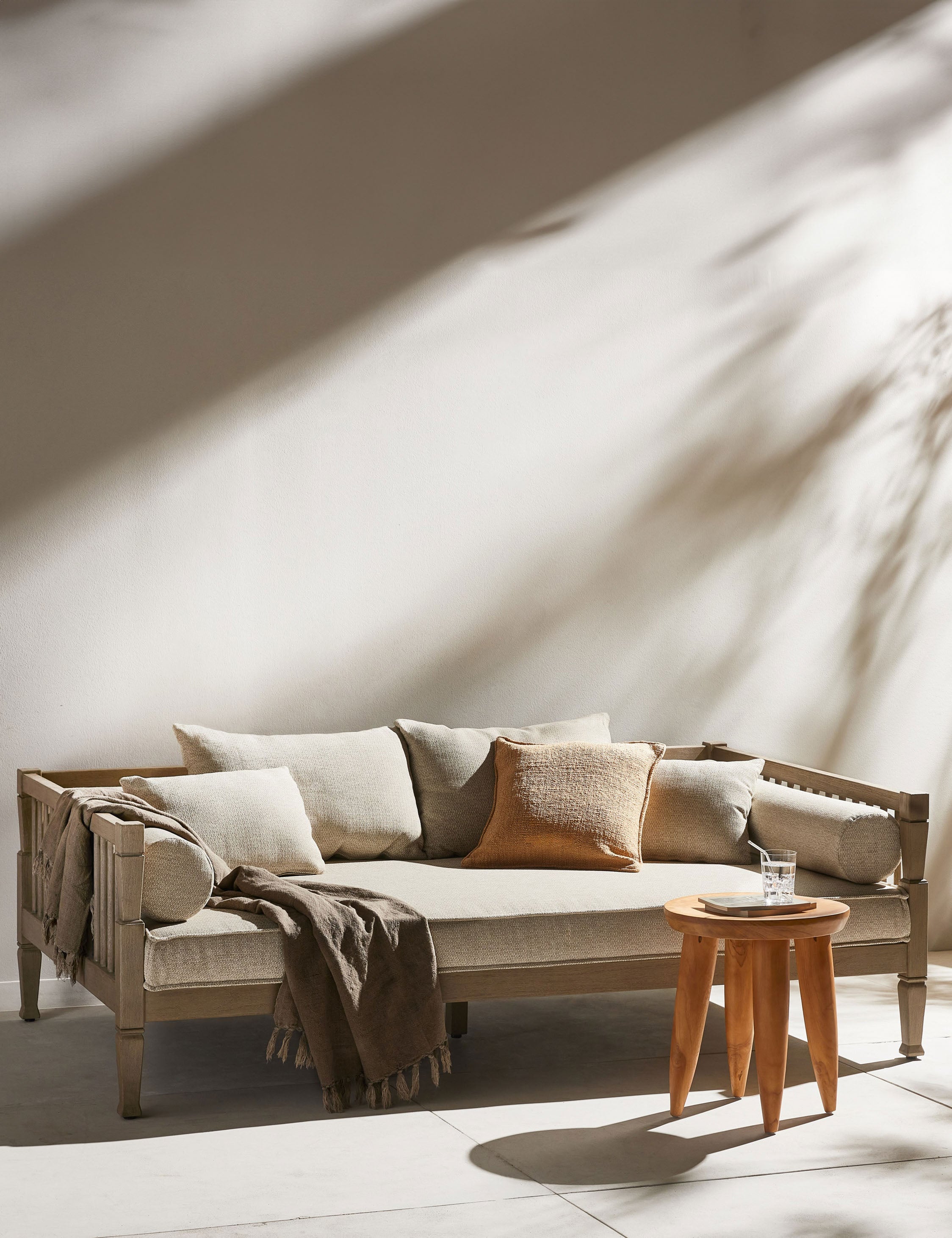 Lulu and Georgia Stratton Indoor / Outdoor Daybed - view 2