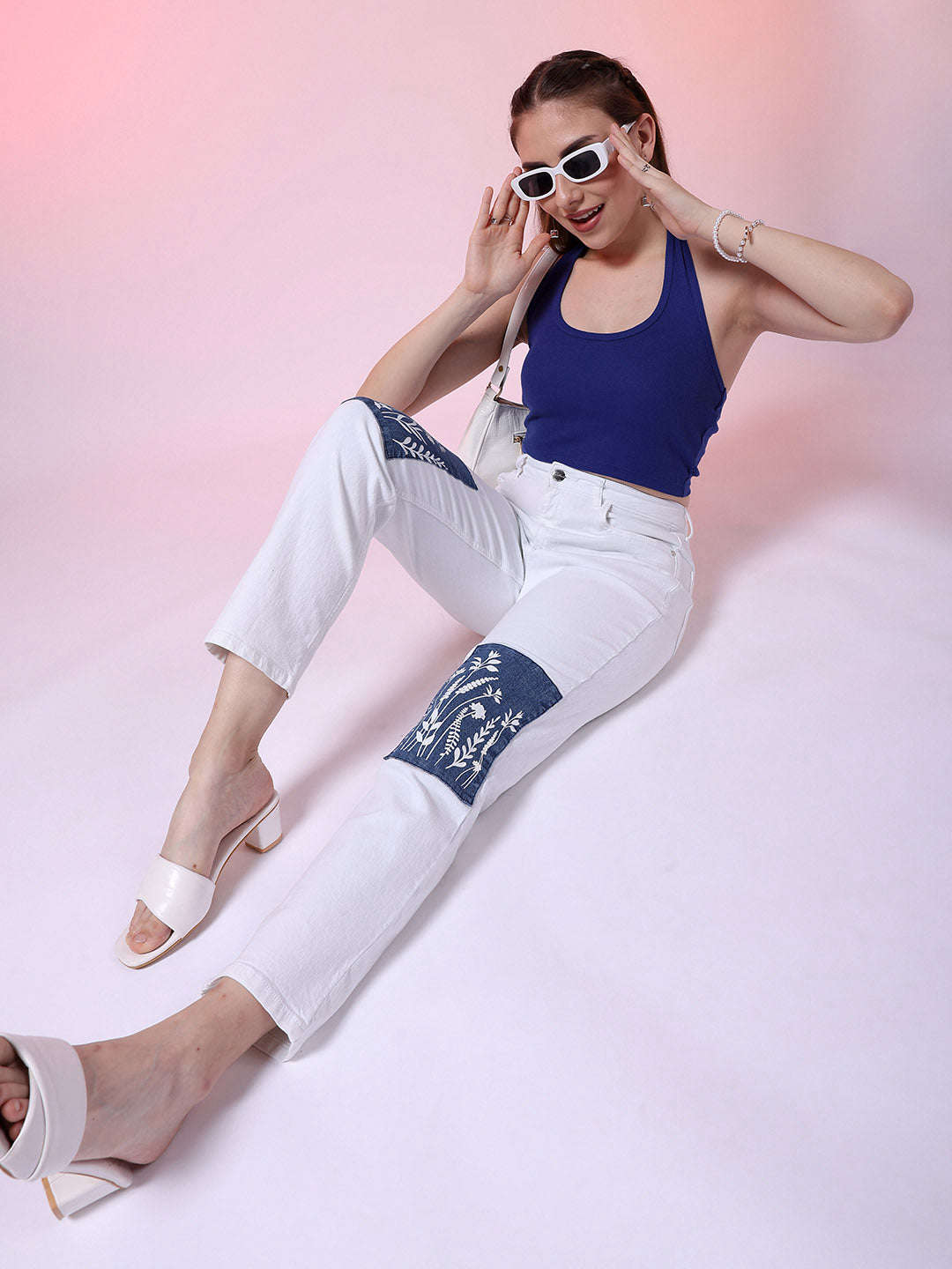 Freehand By The Indian Garage Co Women Straight Fit Jeans