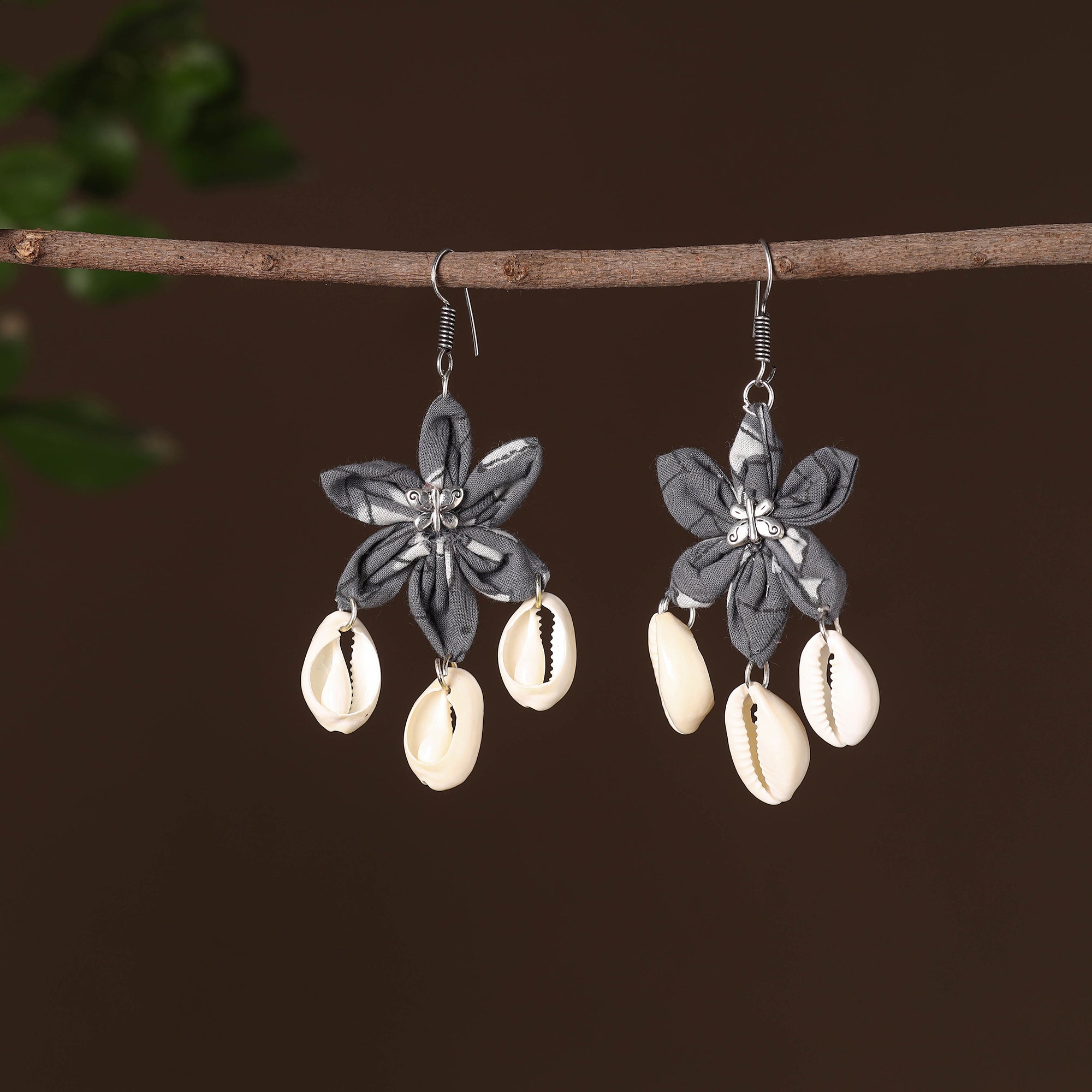 JALPARI Samira Fabart Phool Kali Shell Earrings