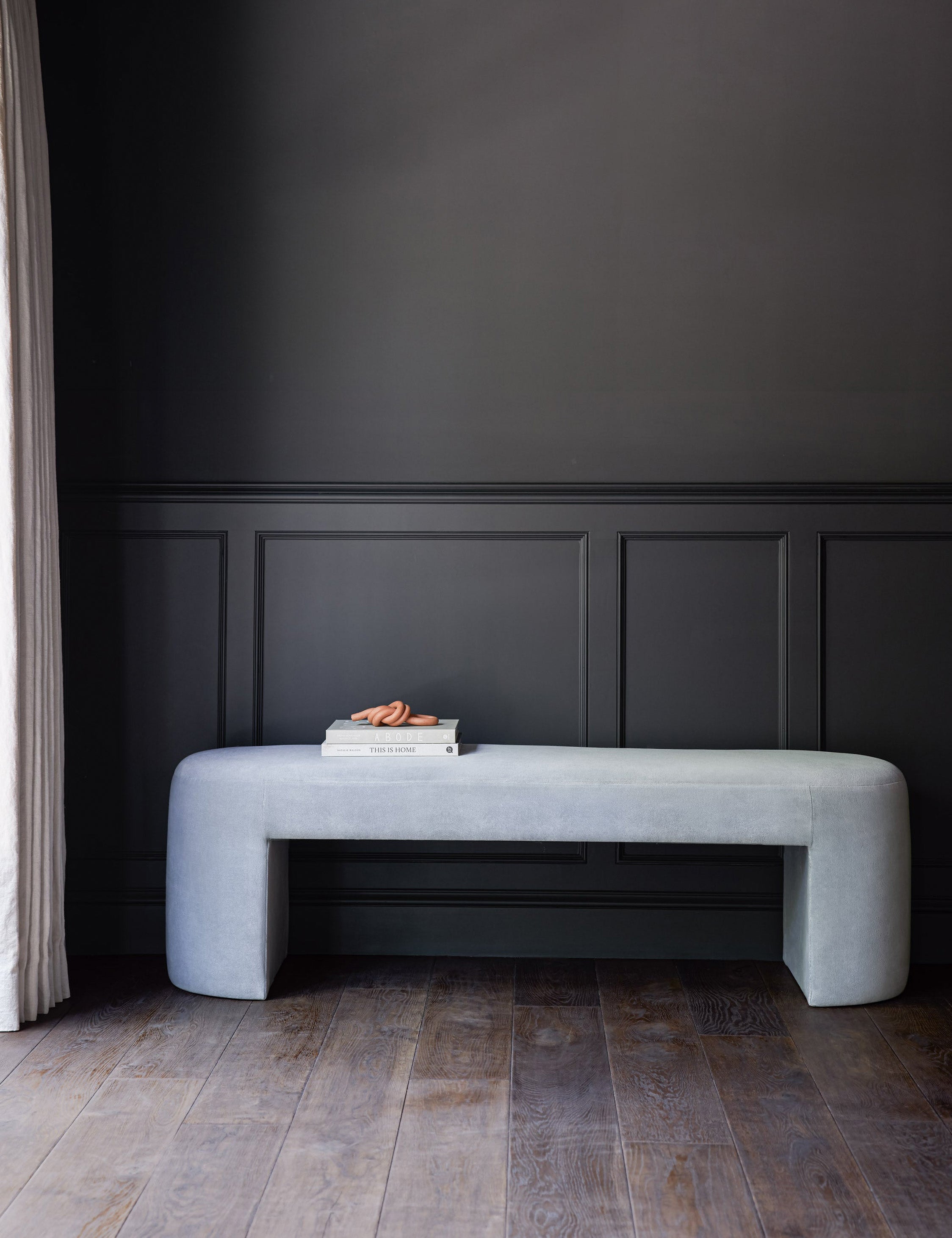 Lulu and Georgia Mikhail Bench - view 12