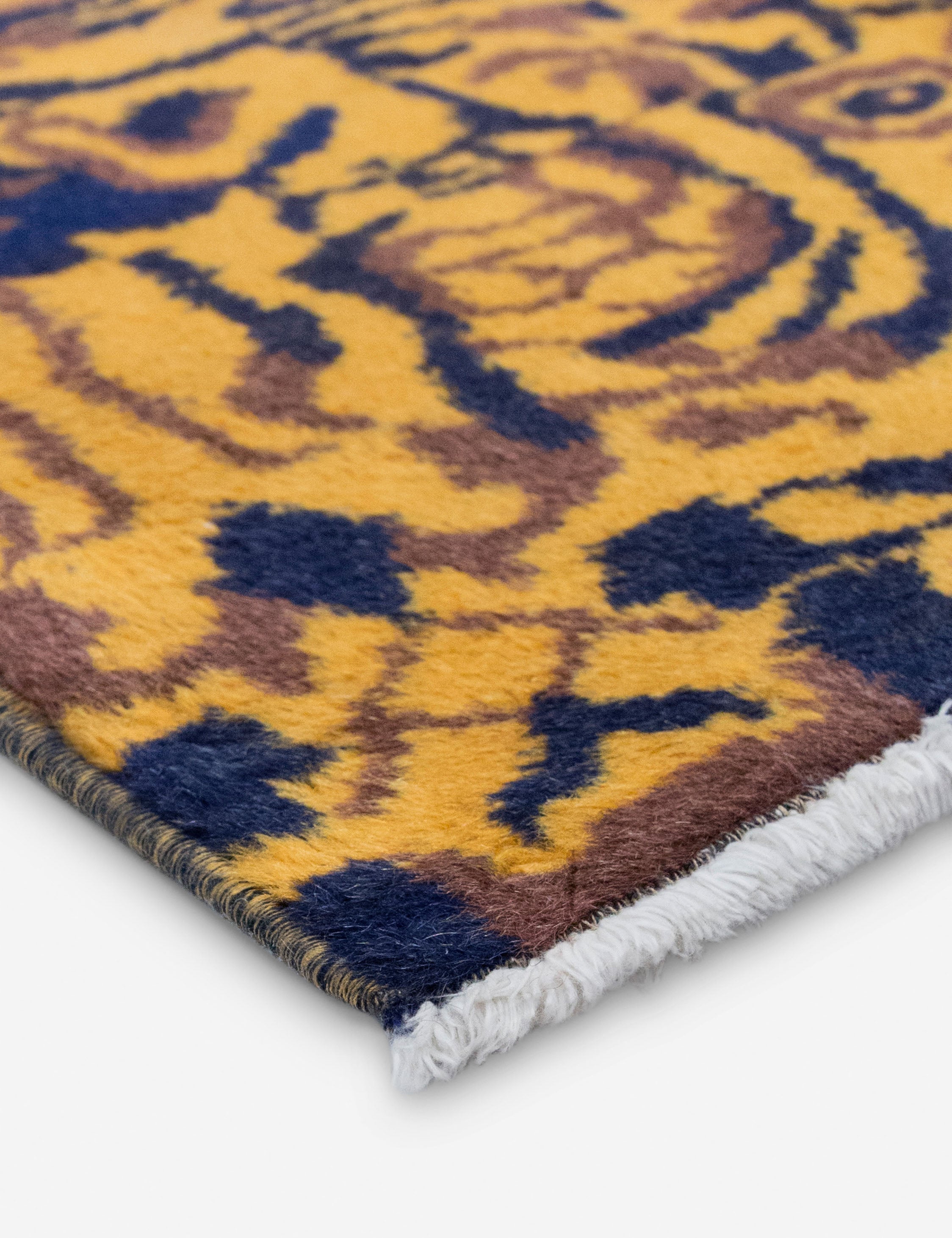 Lulu and Georgia Vintage Turkish Hand-Knotted Wool Rug No. 544, 4'9" x 6'7" - view 2