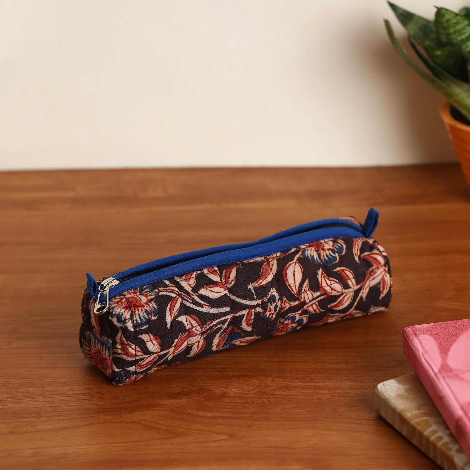 NOORI BAZAR Black - Handmade Quilted Cotton Pencil Pouch 08