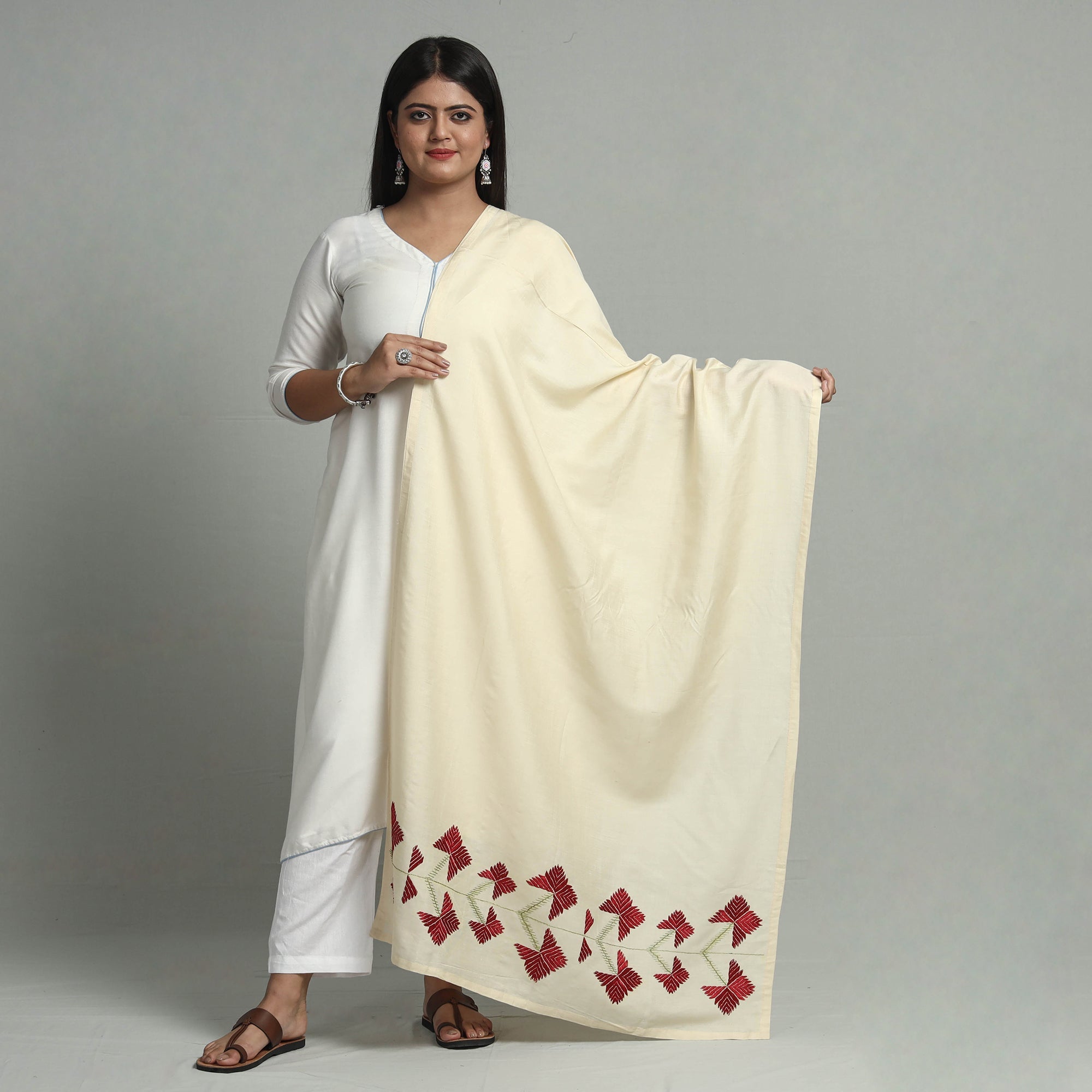 NABHA PHULKARI Beige - Phulkari Hand Embroidery Silk Handloom Dupatta