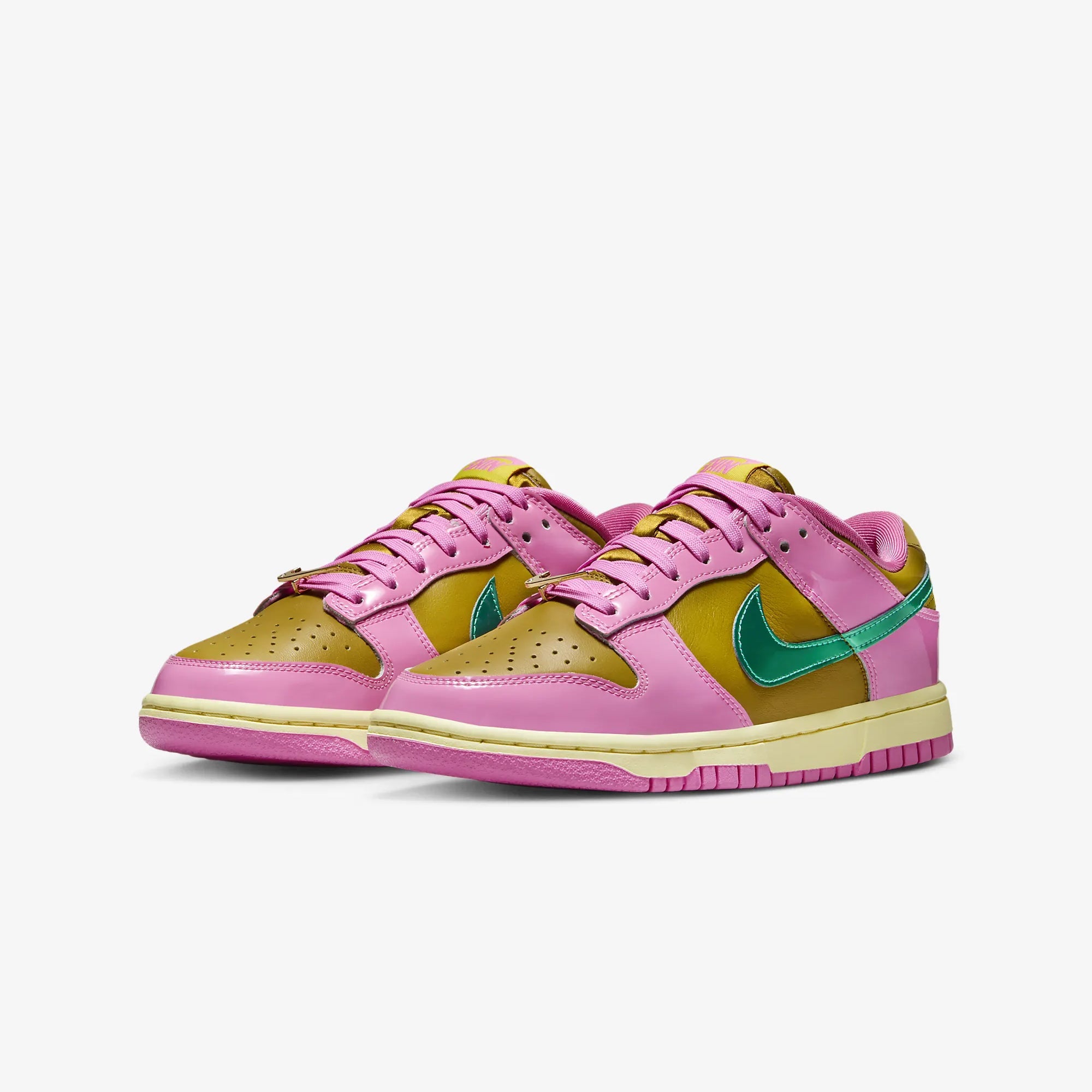 Nike | DUNK LOW X PARRIS GOEBEL { PLAYFUL PINK/MULTI-COLOR-BRONZINE