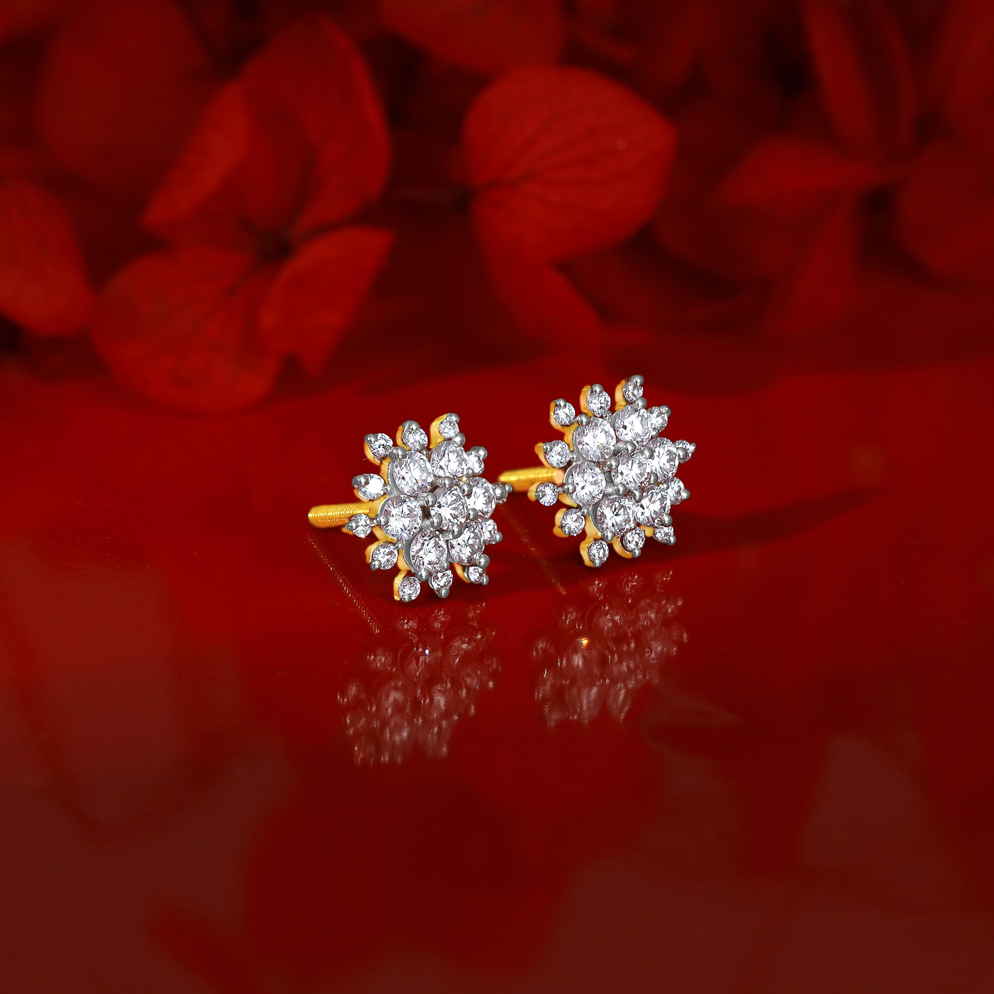 GIVA Jewellery Gold Garden Bloom Diamond Studs - view 2