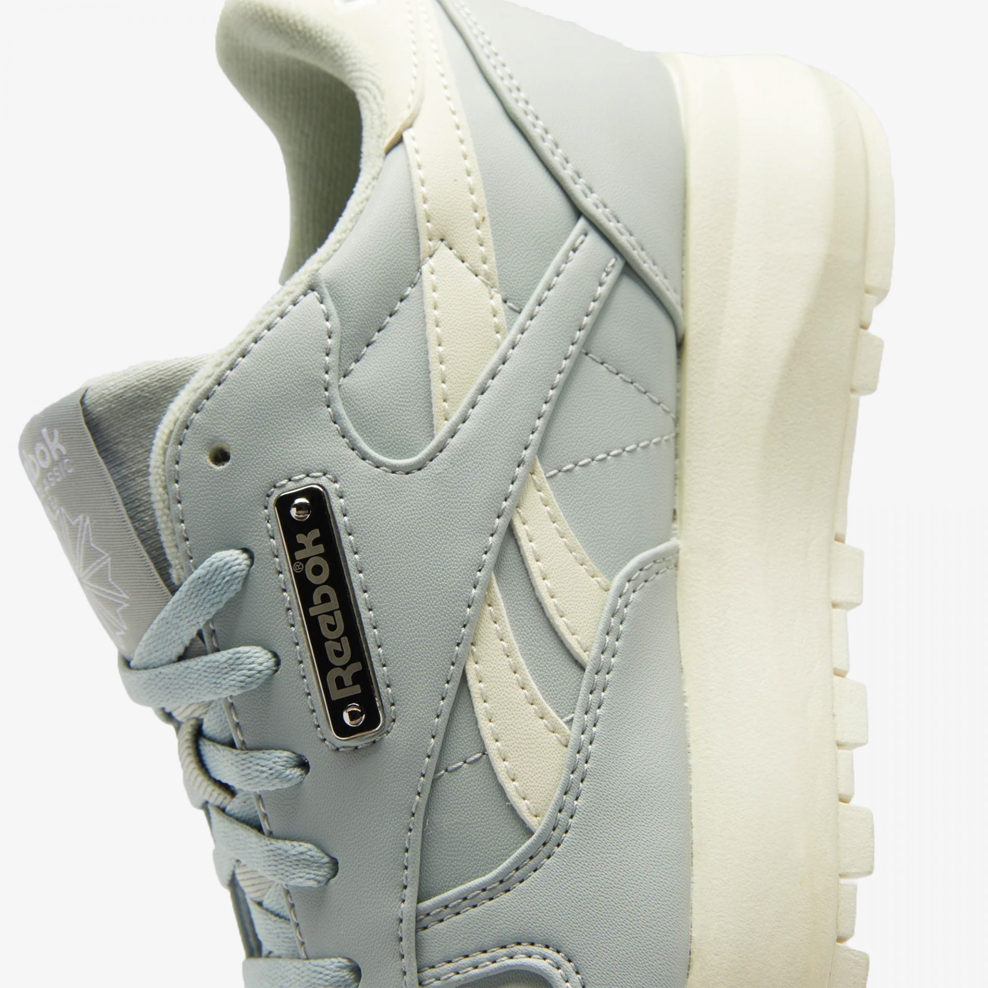 Reebok | CLASSIC LEATHER SP { SEA SPRAY / CLASSIC WHITE - view 2