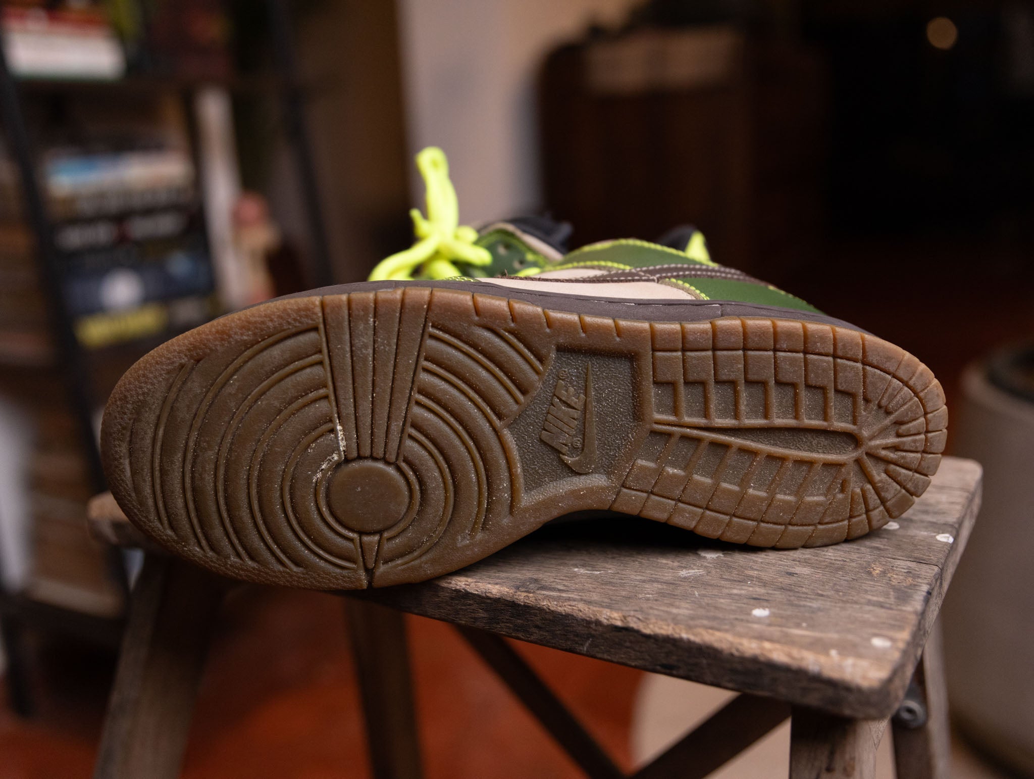 Nike SB Dunk Low Jedi - view 3