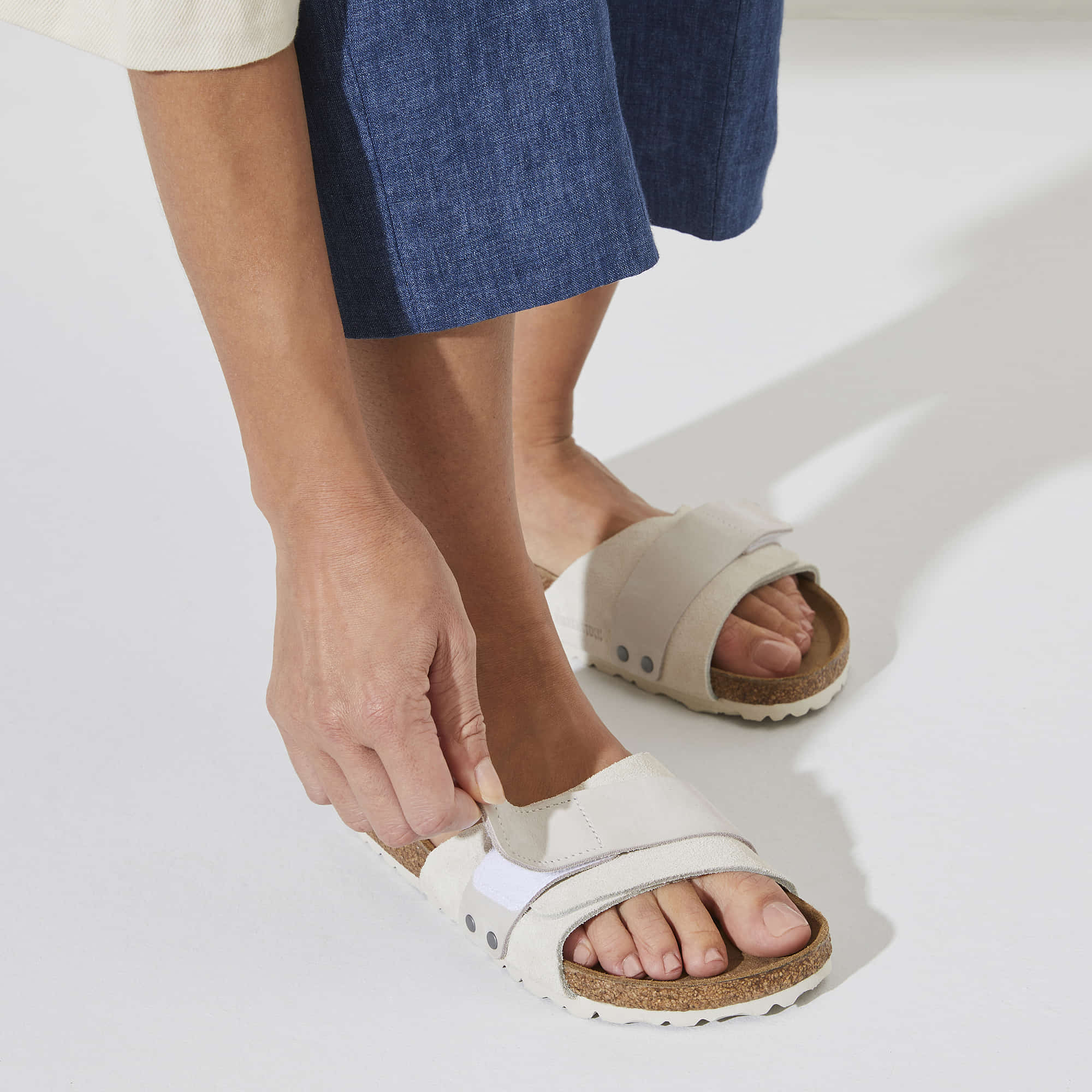 Birkenstock Oita Suede Leather – White White/Antique White - view 8