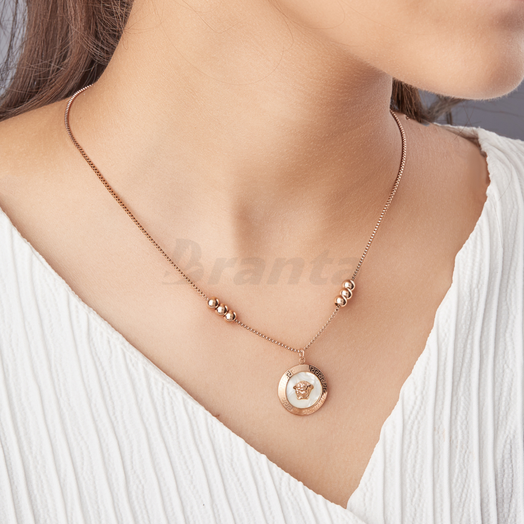 Branta Greek Circle Pendant Necklace