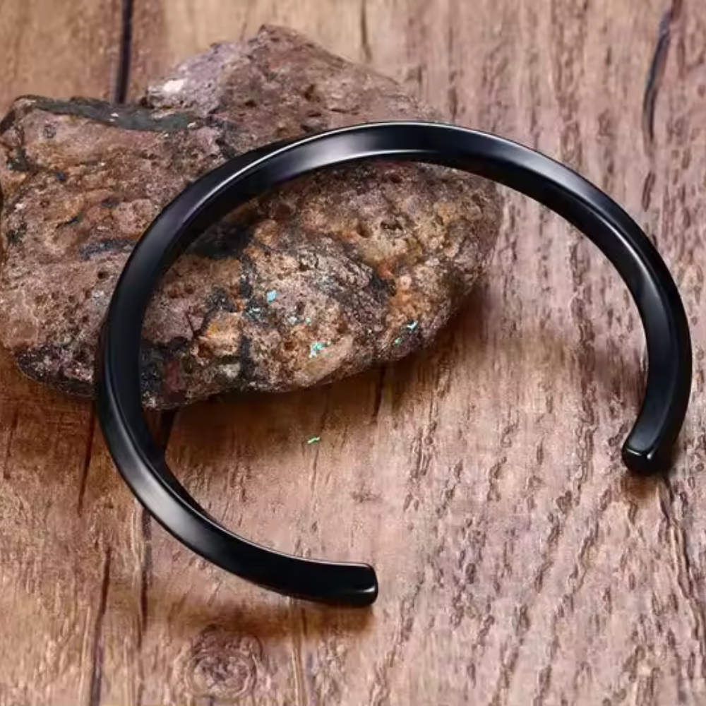 Branta Black Stainless Steel Solid Twisted Cuff Bracelet For Men