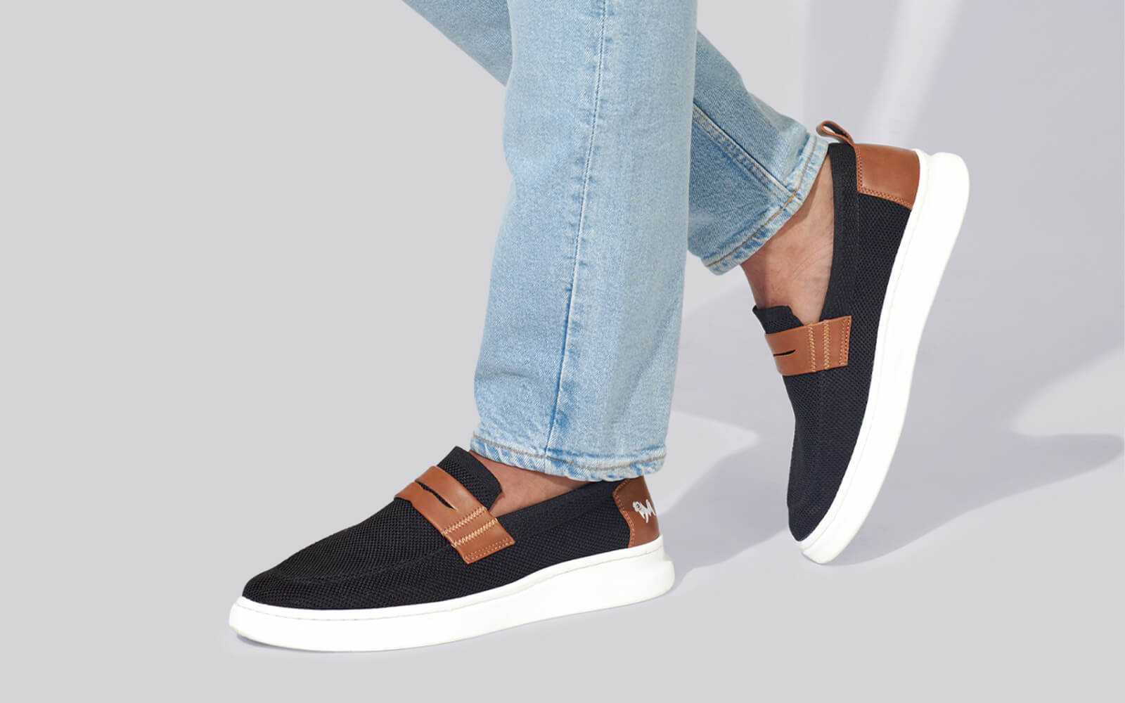 Neeman's Brunch Loafers : Black/Tan - view 9