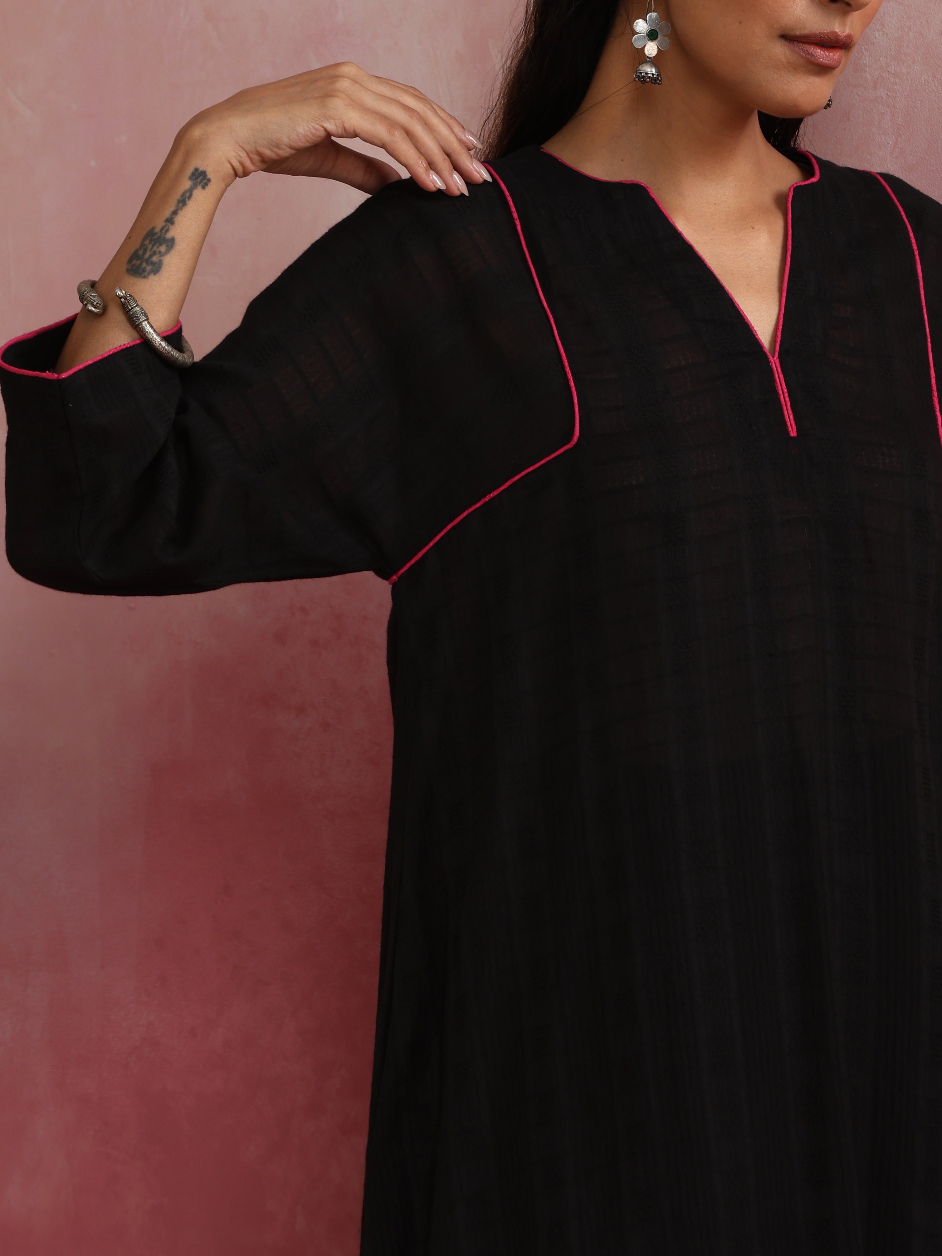 trueBrowns Black Cotton Dobby Kurta Co-ord set - view 5