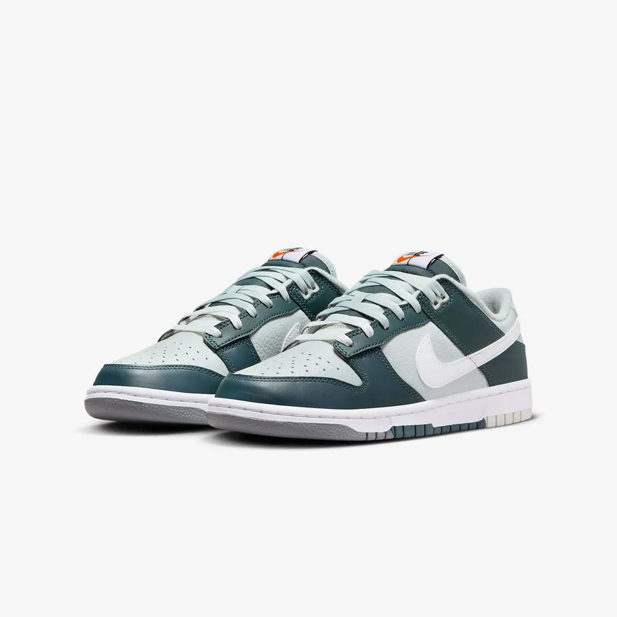 Nike | DUNK LOW RETRO PREMIUM { DEEP JUNGLE/WHITE-LIGHT SILVER