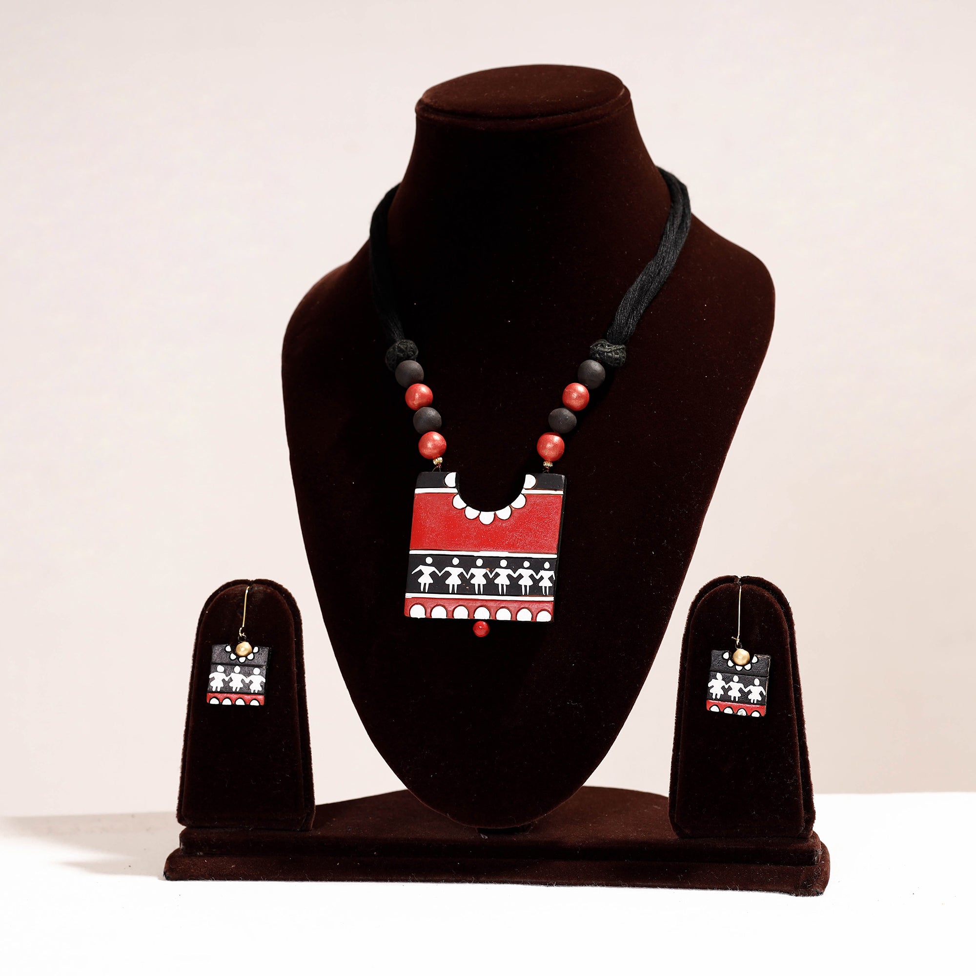 KHUSHBASH - HAPPY LOOM OF EAST Bishnupur Handpainted Terracotta Necklace Set 15