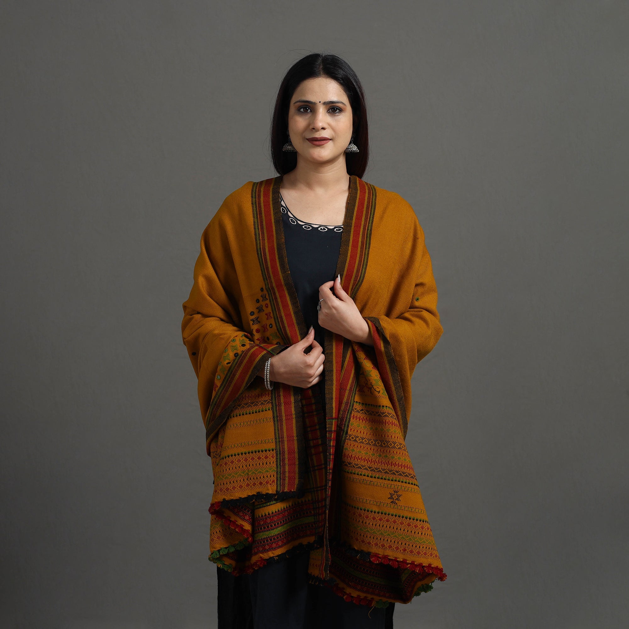 KACHCHH JI CHHAAP Brown - Kutch Bhujodi Weaving Handwoven Mirror Work Woolen Shawl 01 - view 3