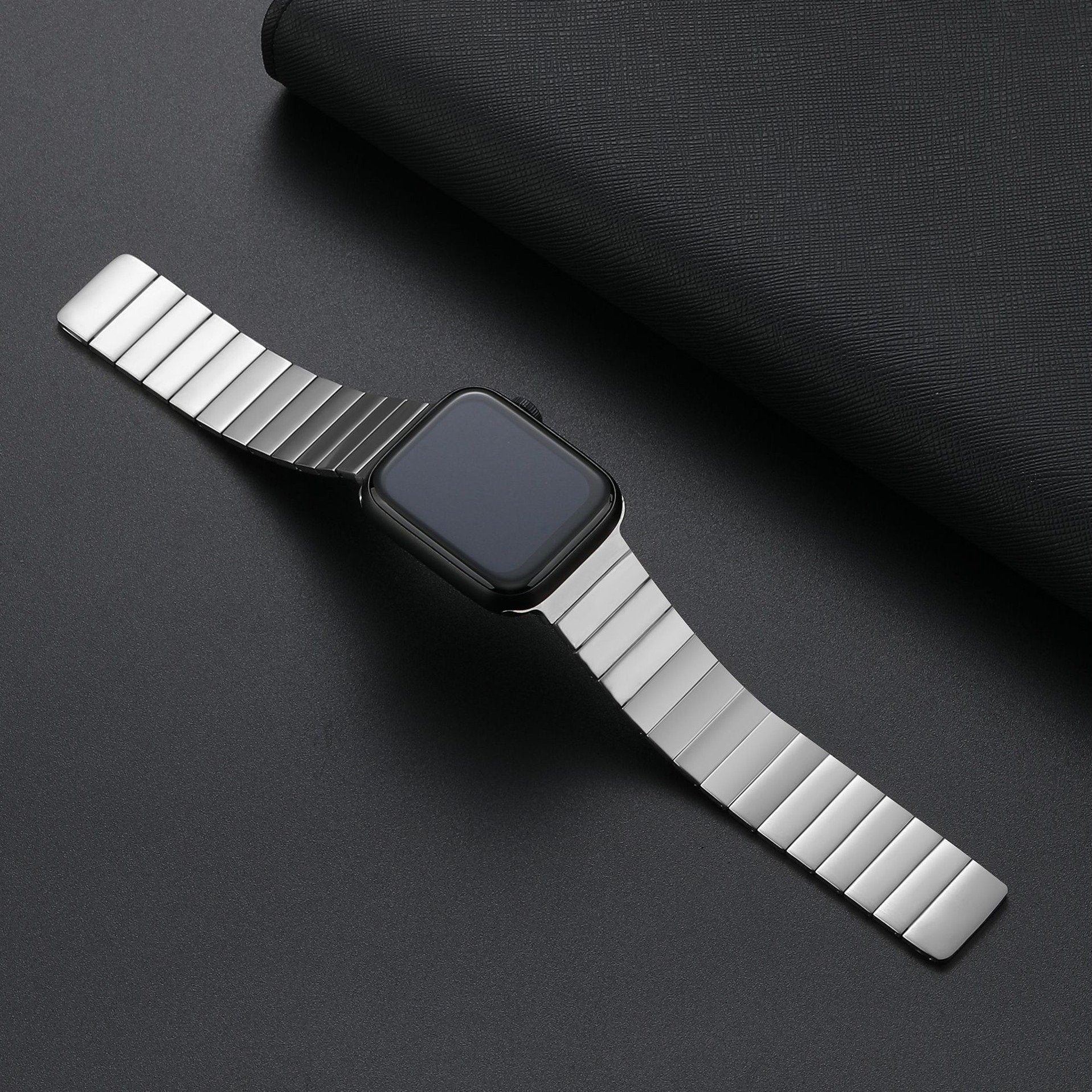 Million Cases Luxury Magnetic Metal Link Strap for Apple Watch - view 5