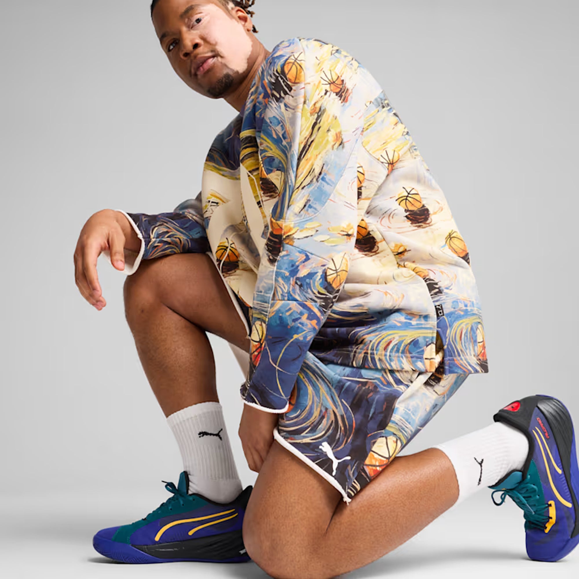 Puma | X Dylan Exhibit Printed Terry Short { Vivid Blue - view 6