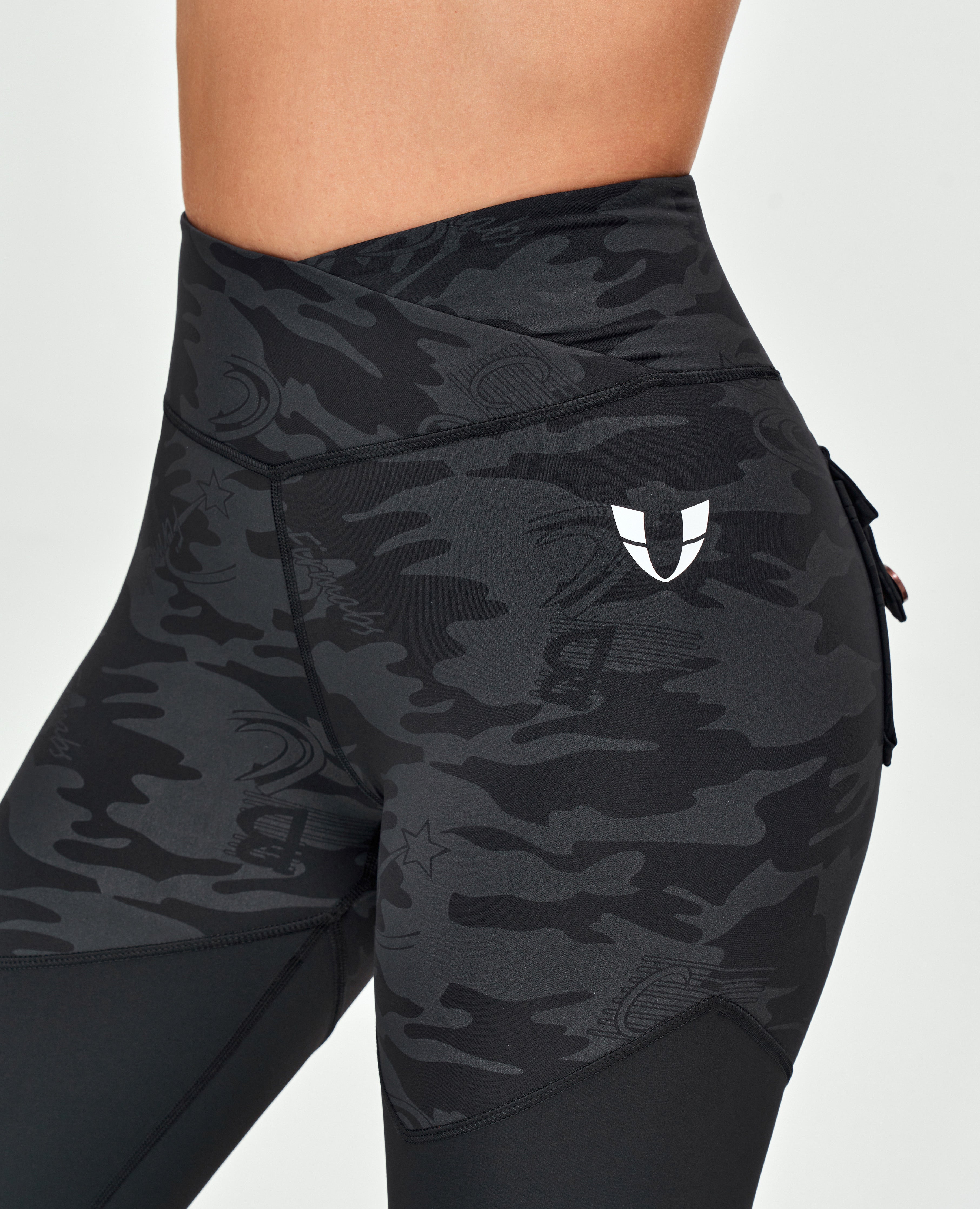 FIRM ABS V-waist Gym Leggings - Black Gray Camo - view 5