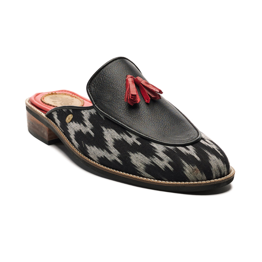 Banjaaran India Ikat Mules Men – Coal - view 5