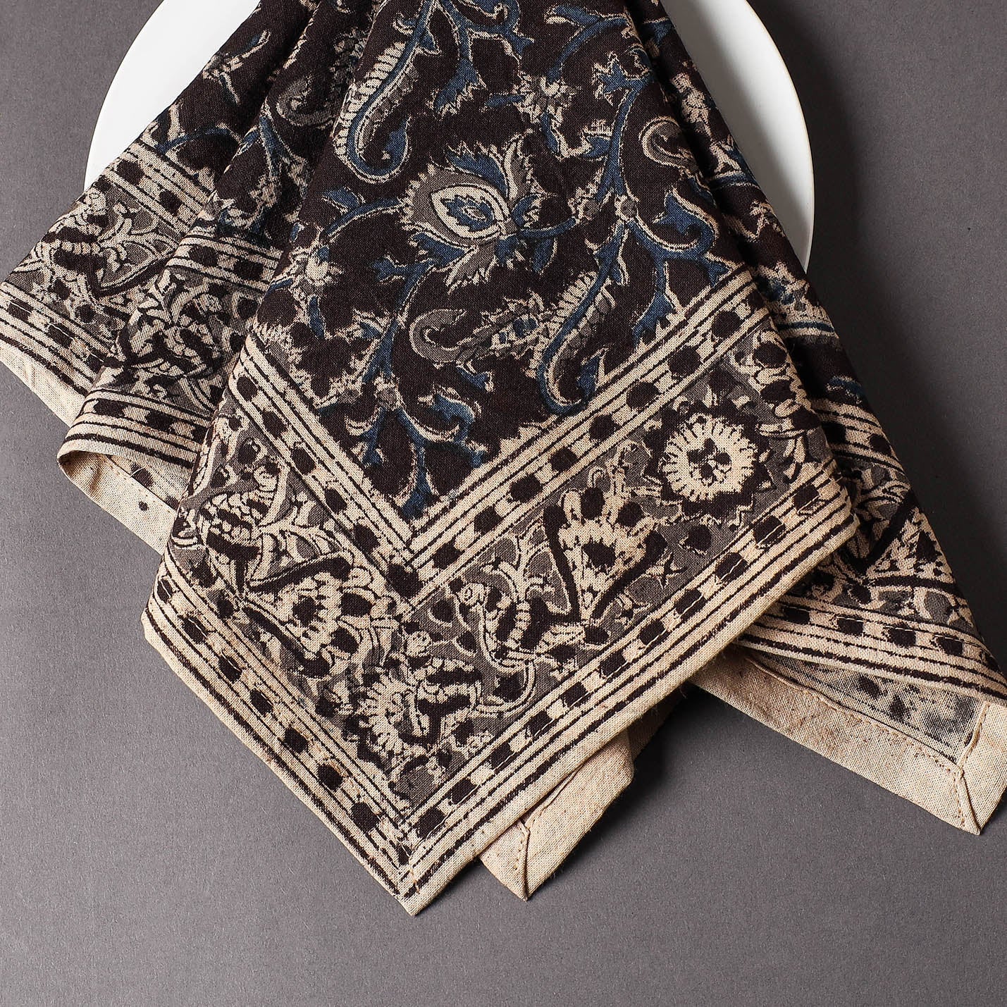 PITCHUKA SRINIVAS KALAMKARI PEDANA Black - Pedana Kalamkari Block Printed Cotton Napkin (18 x 18 in) - view 3