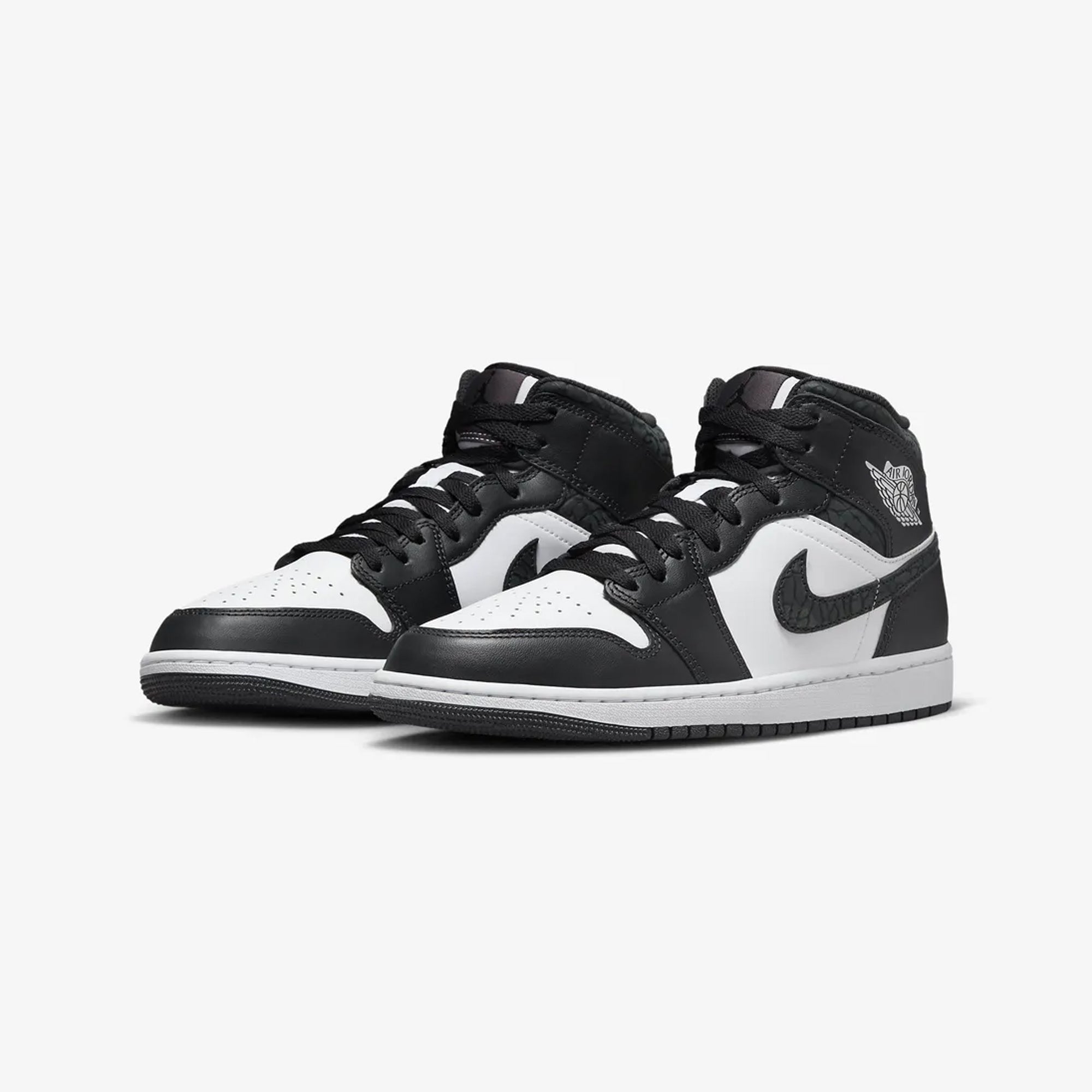 Jordan | AIR JORDAN 1 MID SE { OFF NOIR/BLACK-WHITE-BLACK