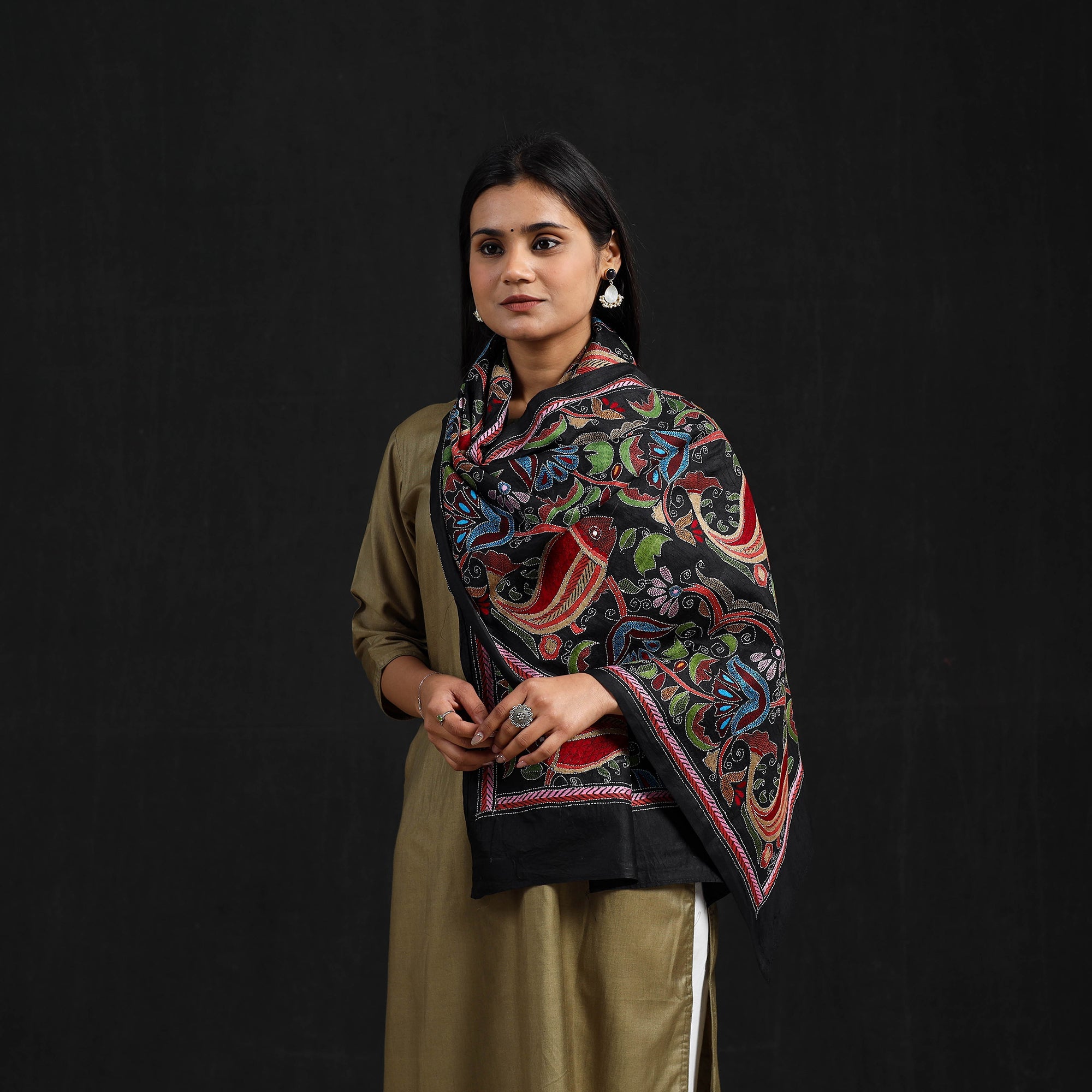 KHUSHBASH - HAPPY LOOM OF EAST Black - Handloom Silk Bengal Kantha Work Stole 24