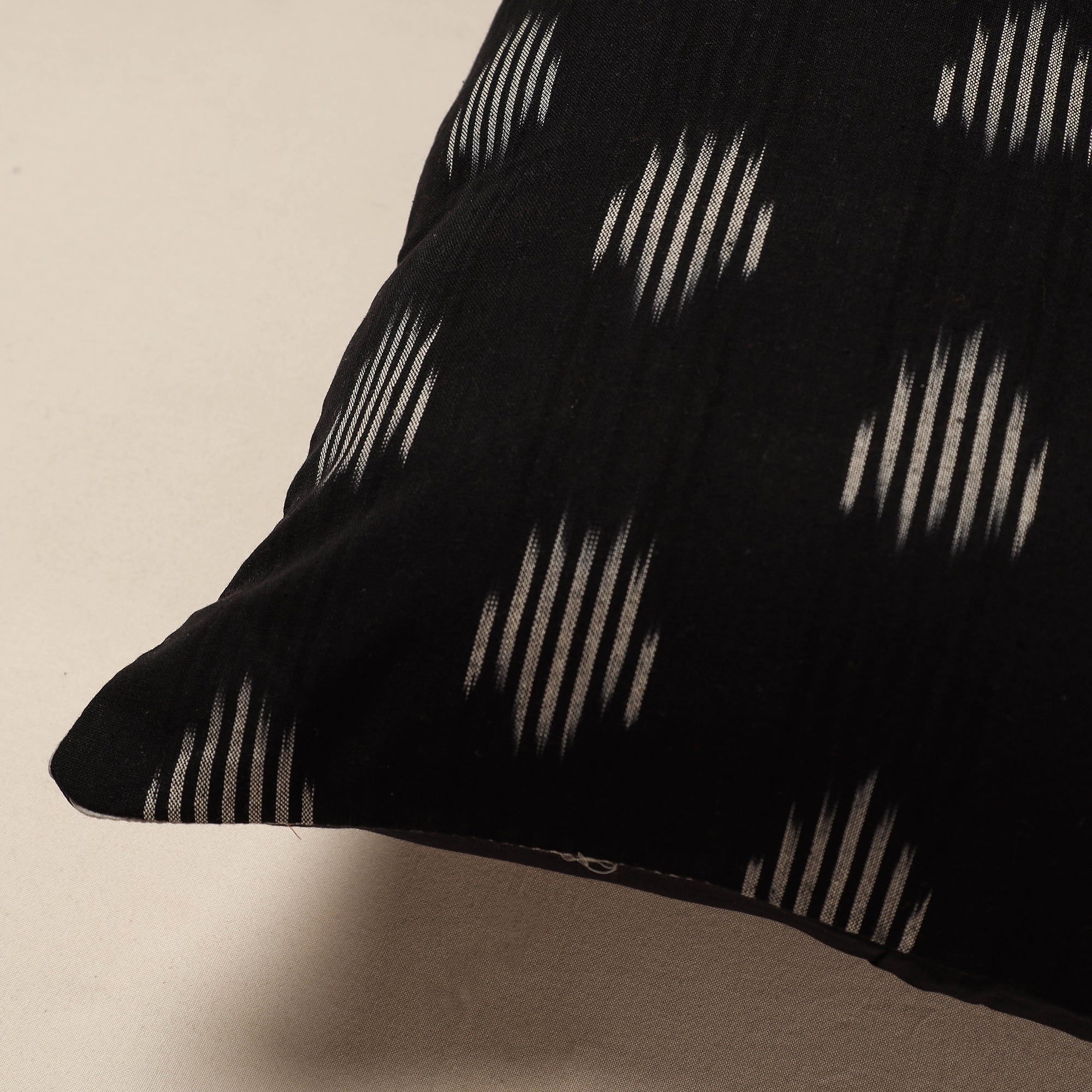 SOUTH KARGHA Black - Pochampally Ikat Cotton Cushion Cover (16 x 16 in) - view 2