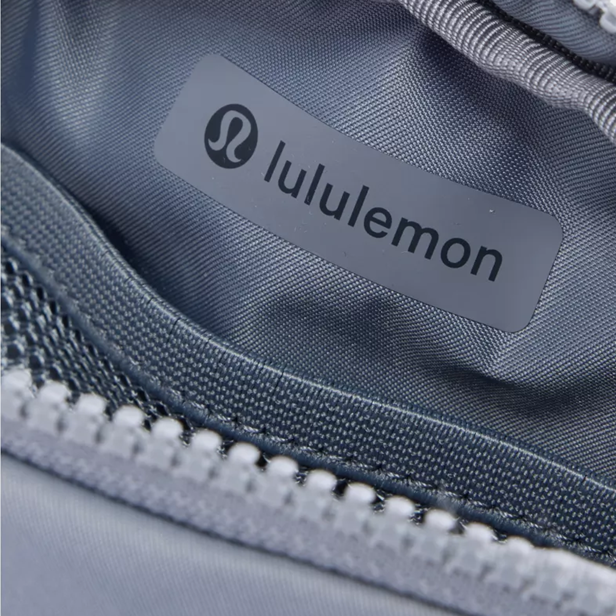 LULULEMON Everywhere Woven Belt Bag - view 10