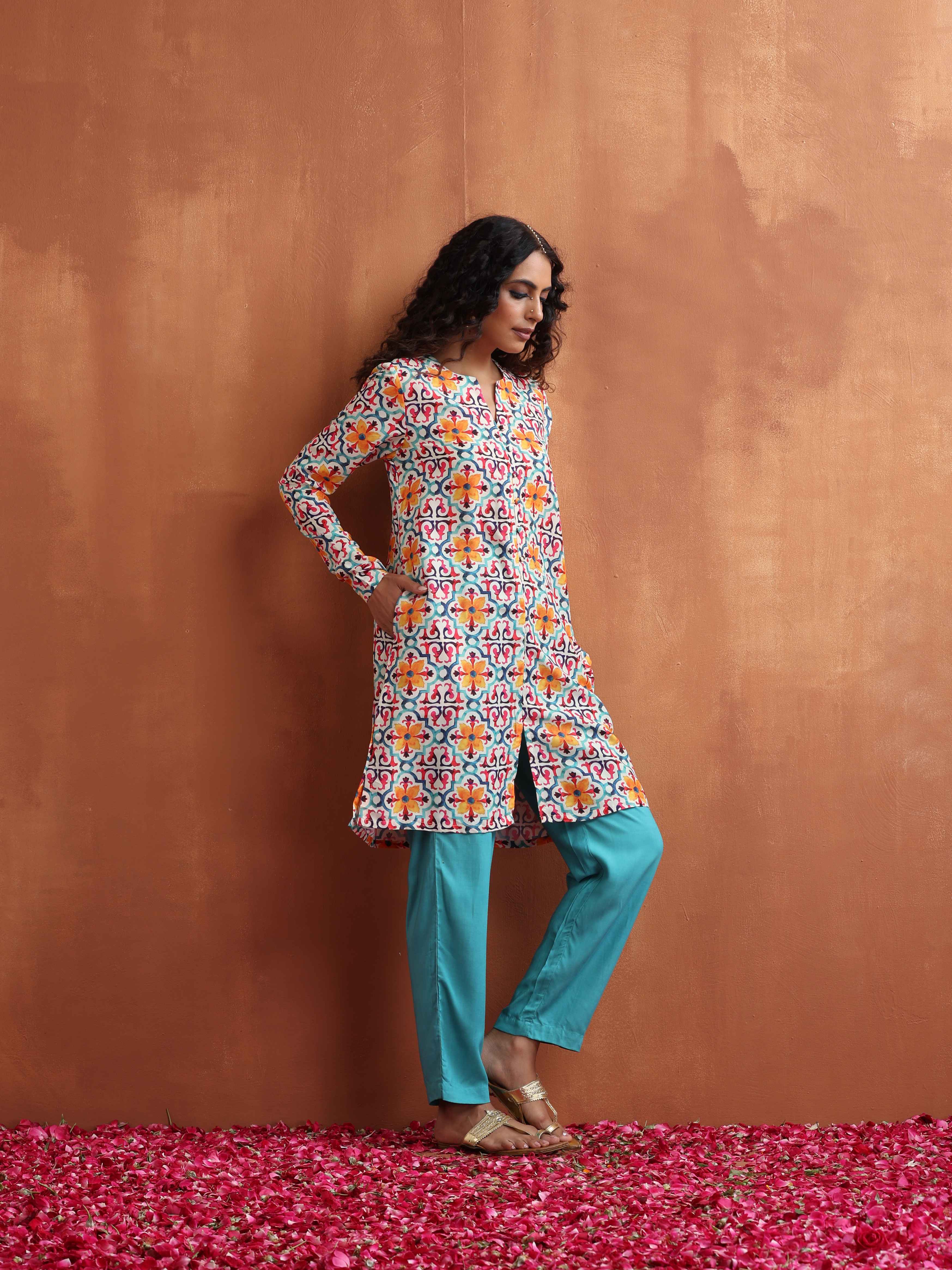 trueBrowns Off White Print Kurta Co-ord Set - view 2