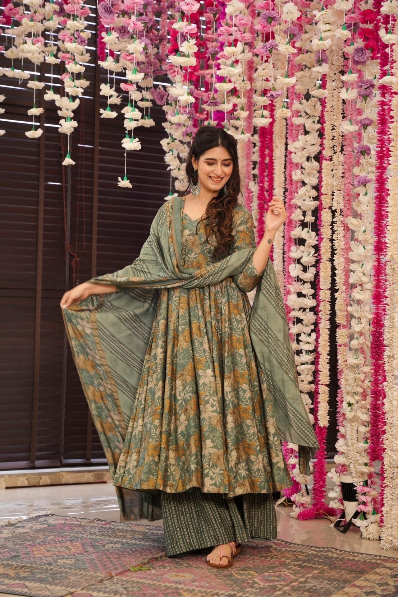Idaho-o Orchid greenish muslin suit set - view 2