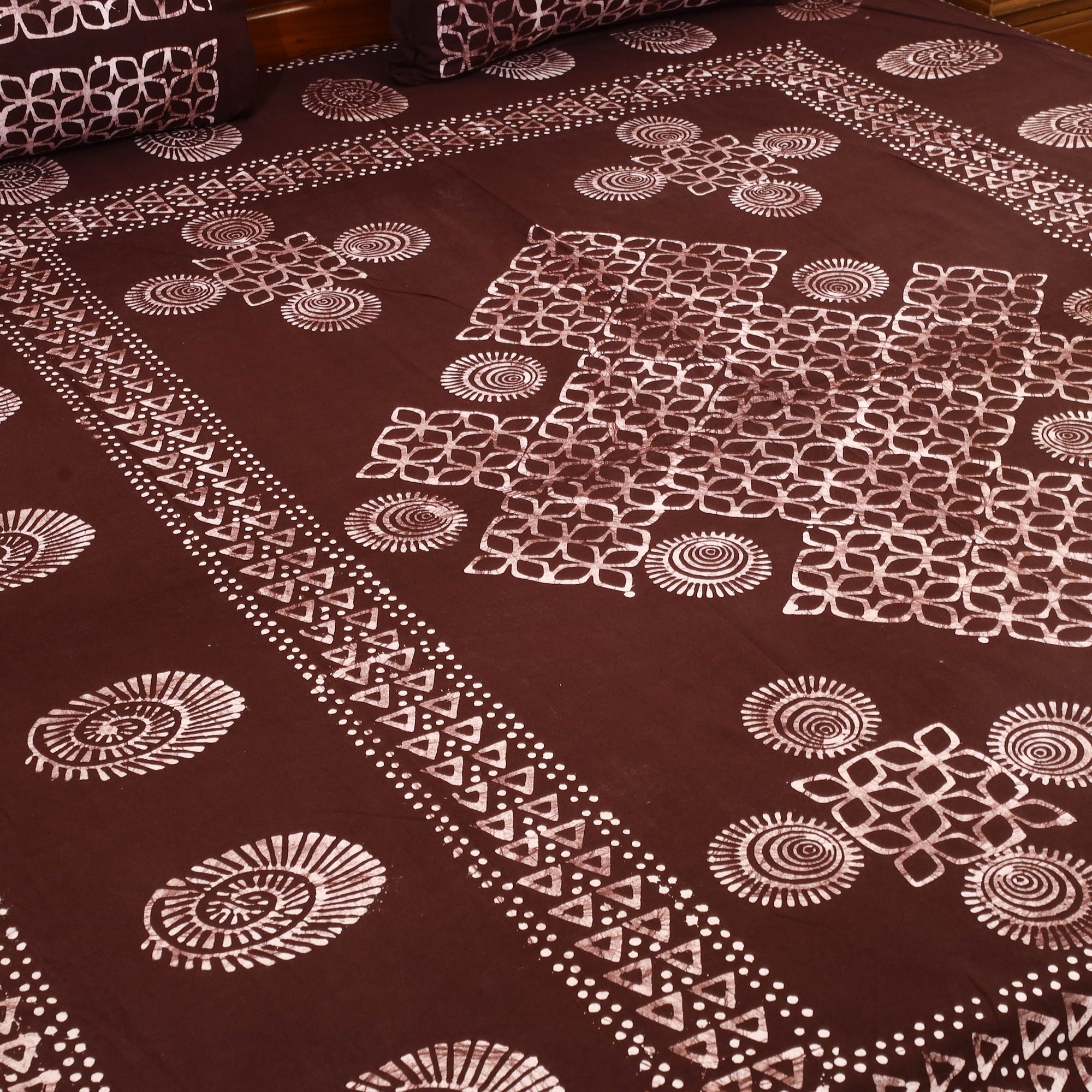 BATIK BY MD. SHARIFF Brown - Cotton Double Hand Batik Print Bed Sheet Set 09 - view 2