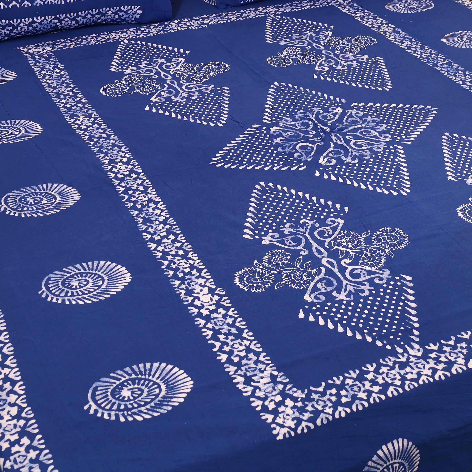 BATIK BY MD. SHARIFF Blue - Cotton Double Hand Batik Print Bed Sheet Set 07 - view 2