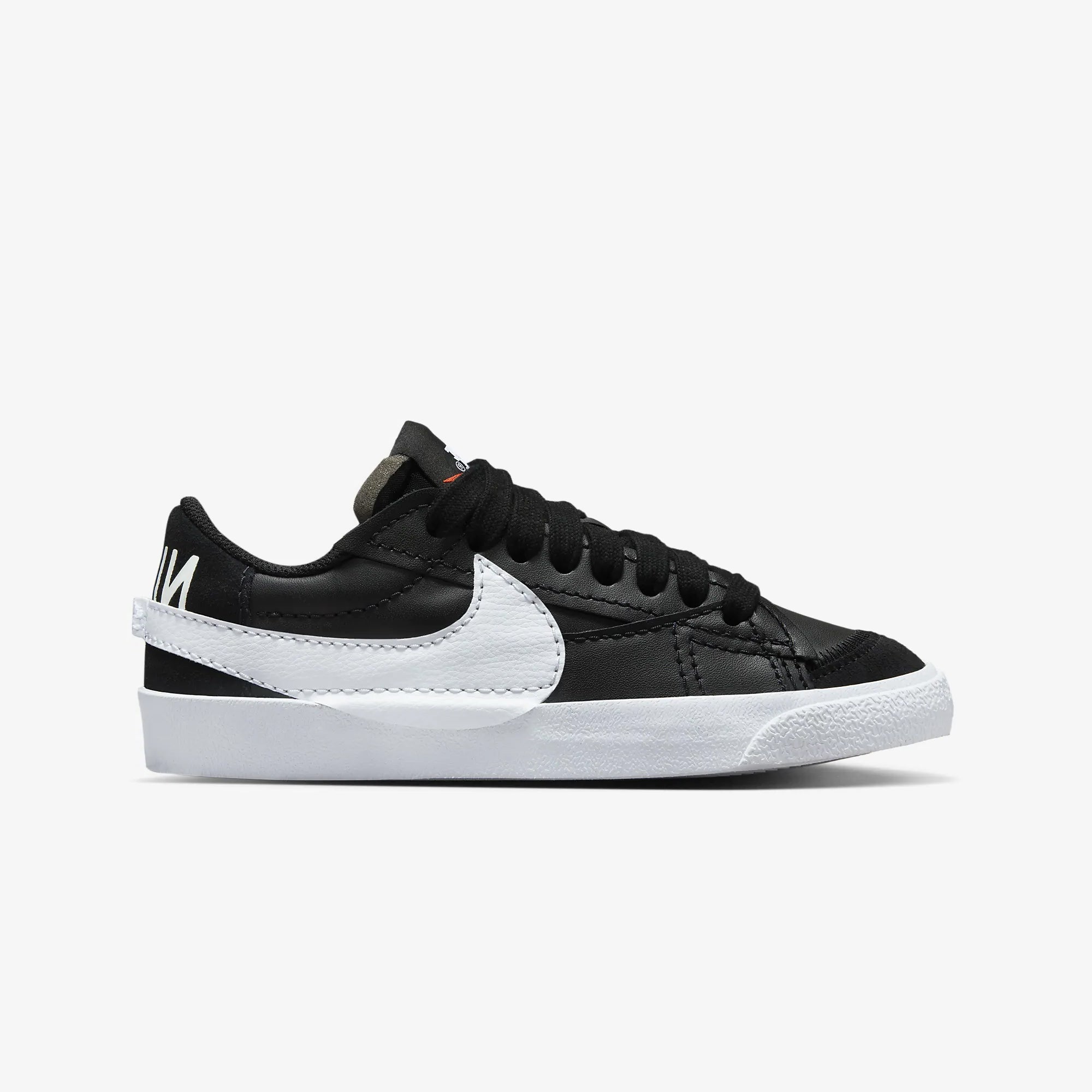 Nike | BLAZER LOW '77 JUMBO { BLACK/WHITE-BLACK-TEAM ORANGE - view 6