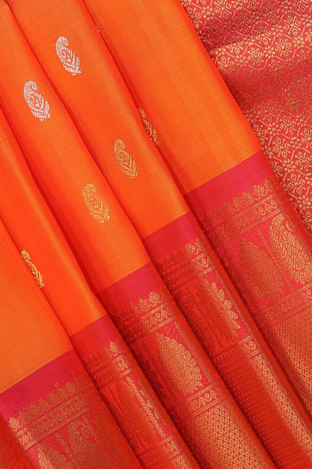 Kalanjali Gadwal Silk Coral-Orange Saree – Women's - view 2