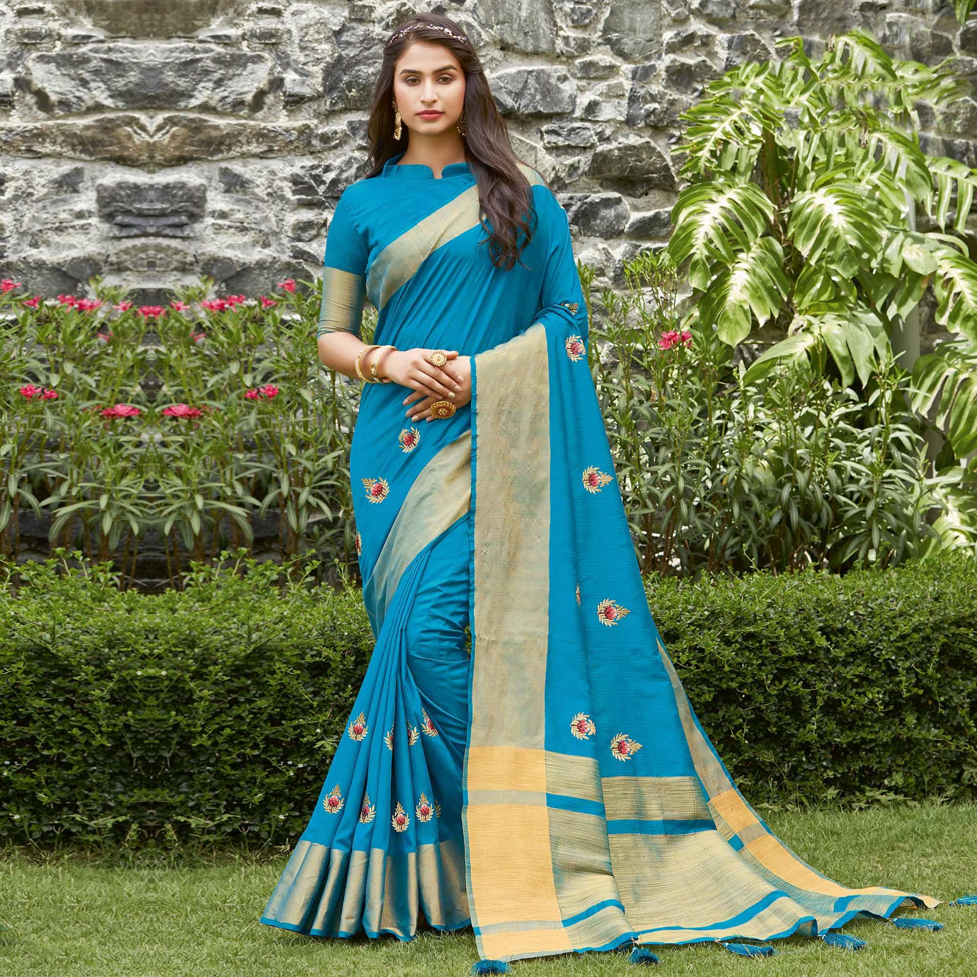 Peachmode Flattering Blue Colored Festive Wear Woven Handloom Silk Saree