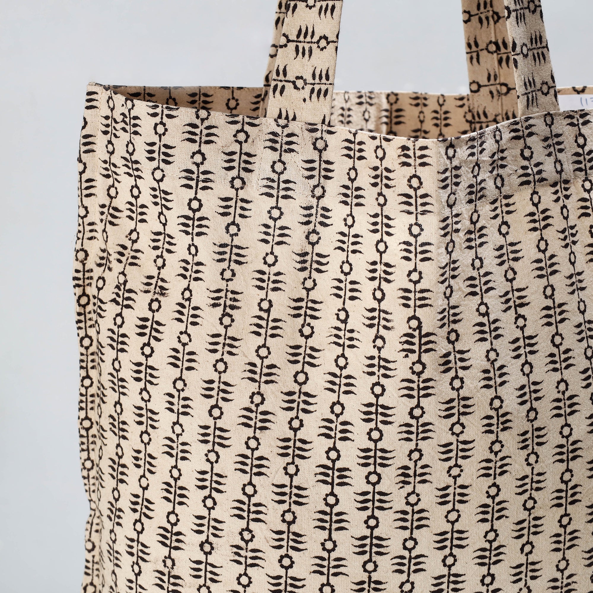 PITCHUKA SRINIVAS KALAMKARI PEDANA Beige - Pedana Kalamkari Block Printed Cotton Shopping Bag - view 2