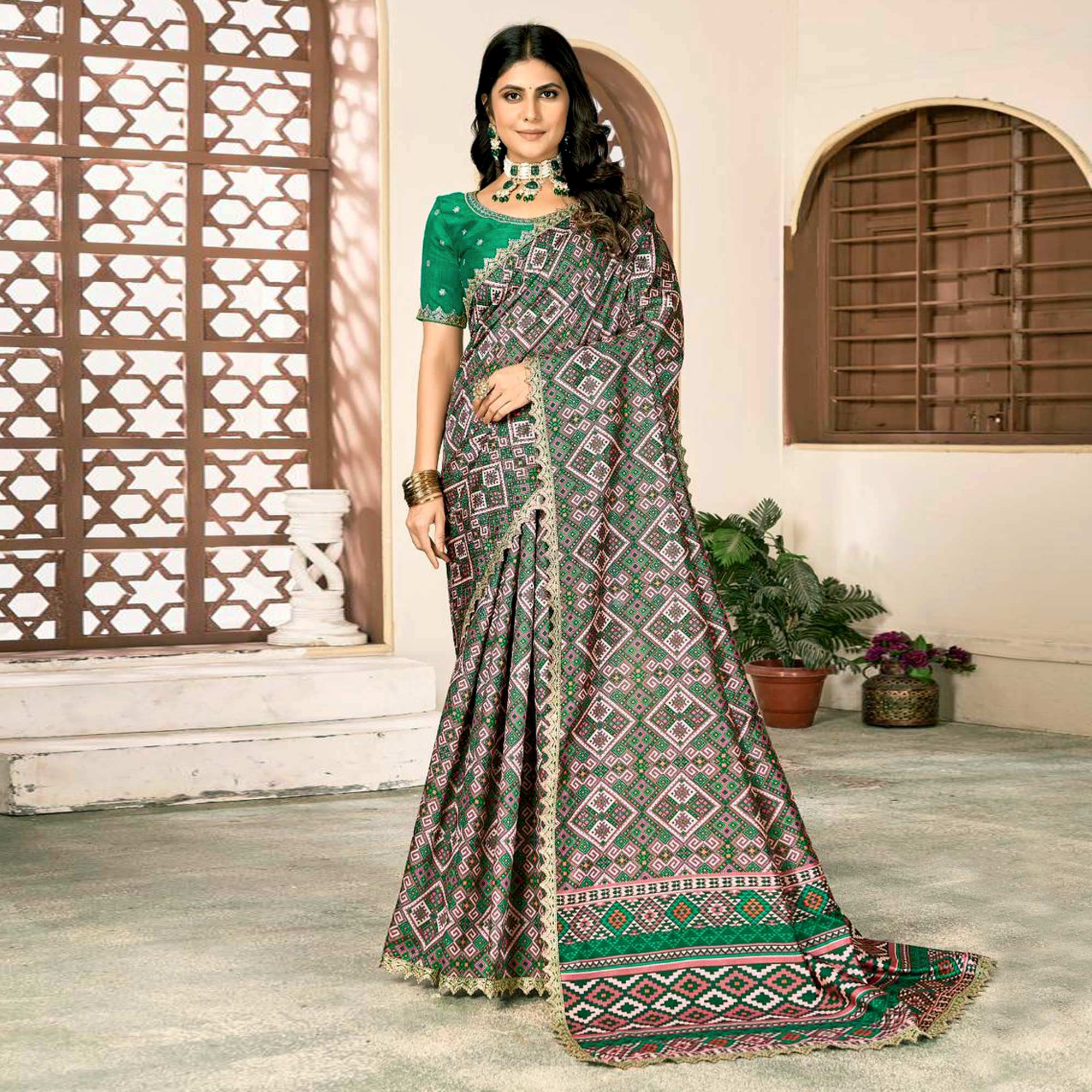 BlackTree green-printed-patola-tussar-silk-sare - view 4