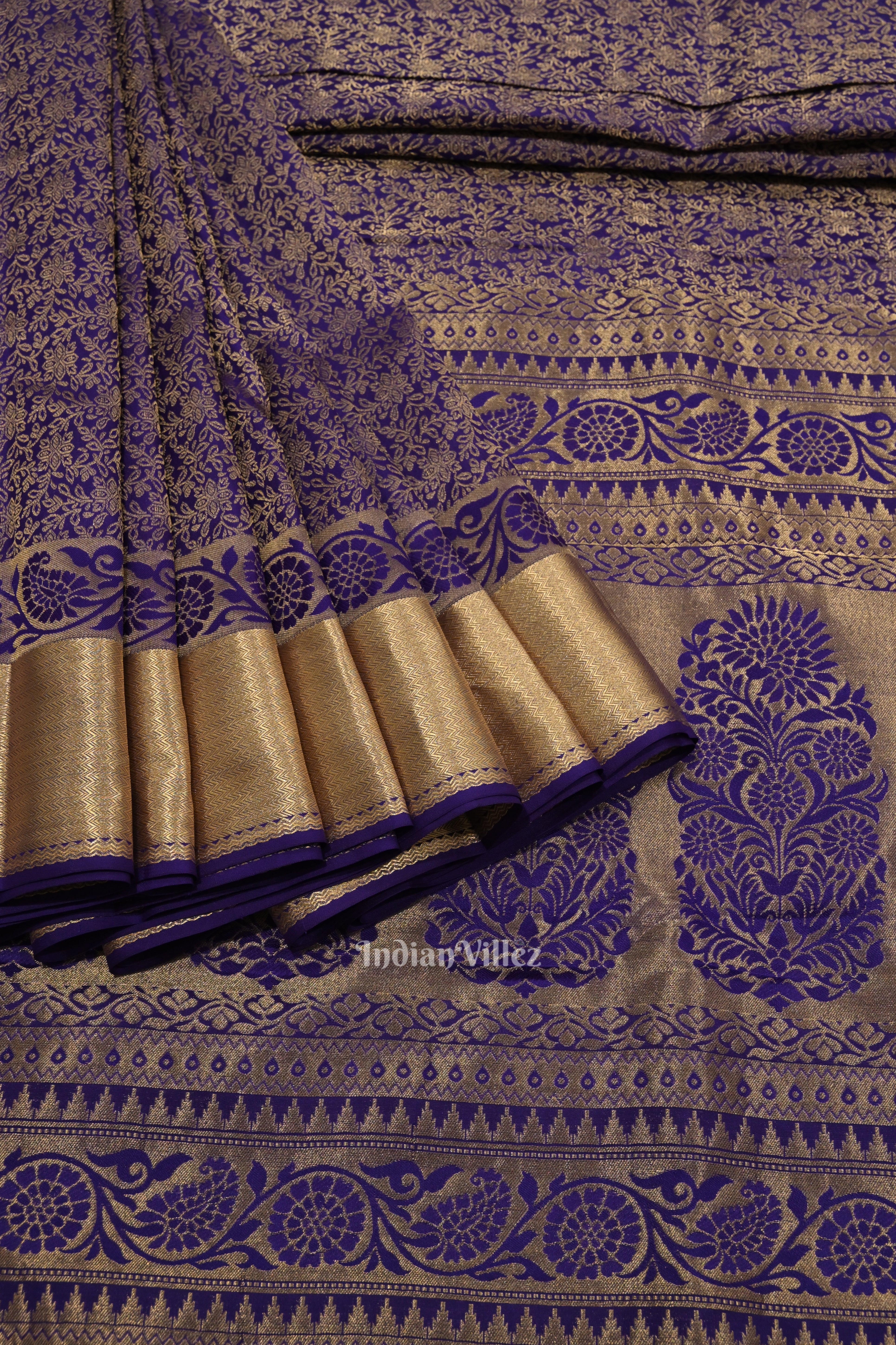 IndianVillèz Navy Blue With Silver Pure Kanjivaram Silk Saree