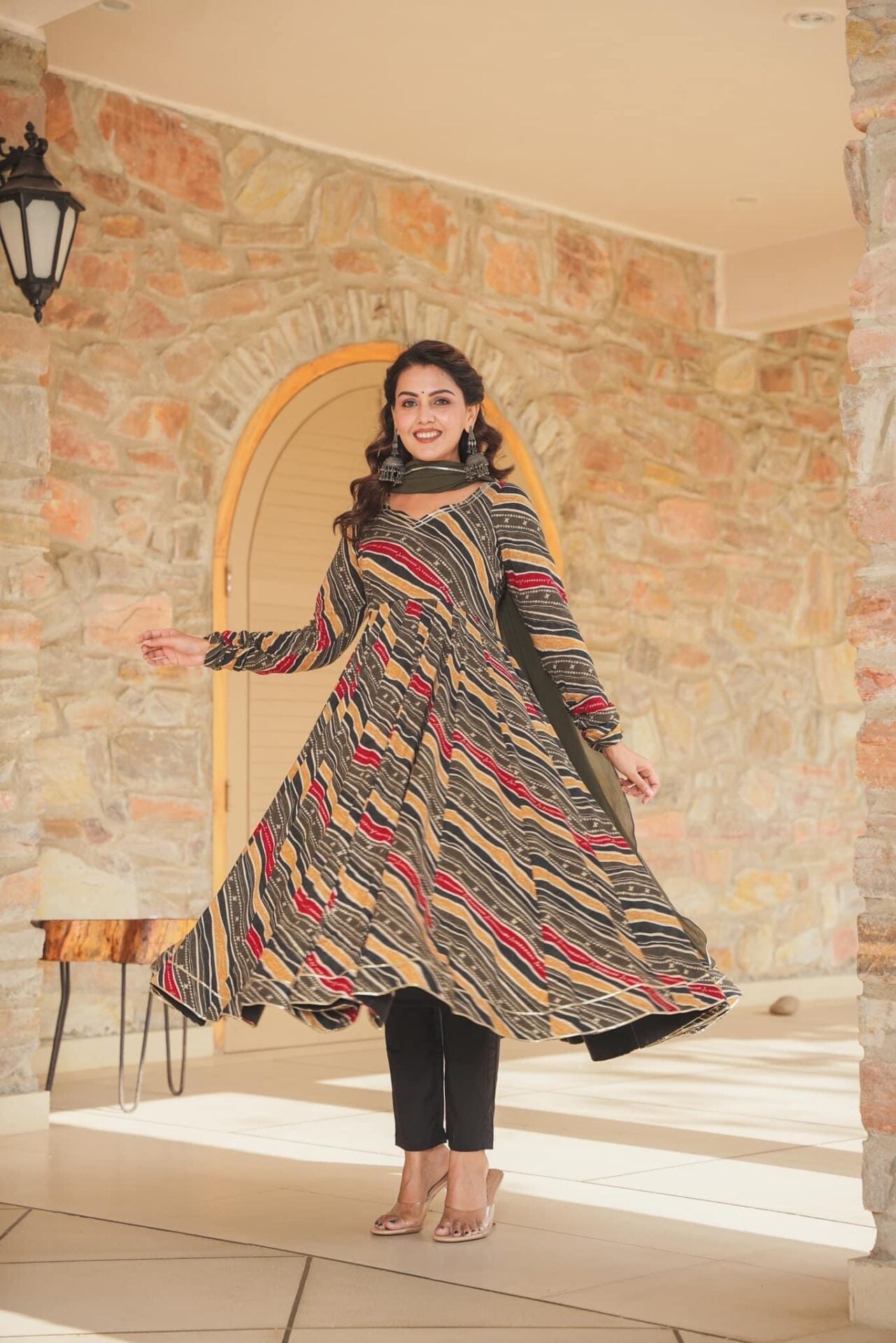 Idaho-o Romi Rayon Suit Set - view 4